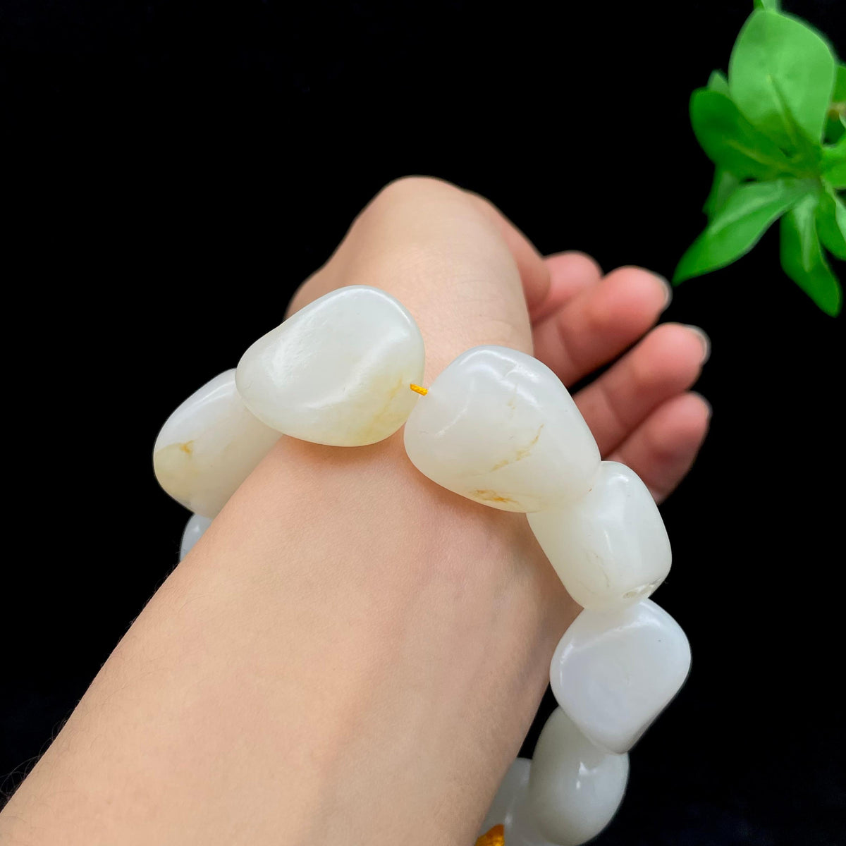和田玉白玉籽料【精品手串】（93.7g）