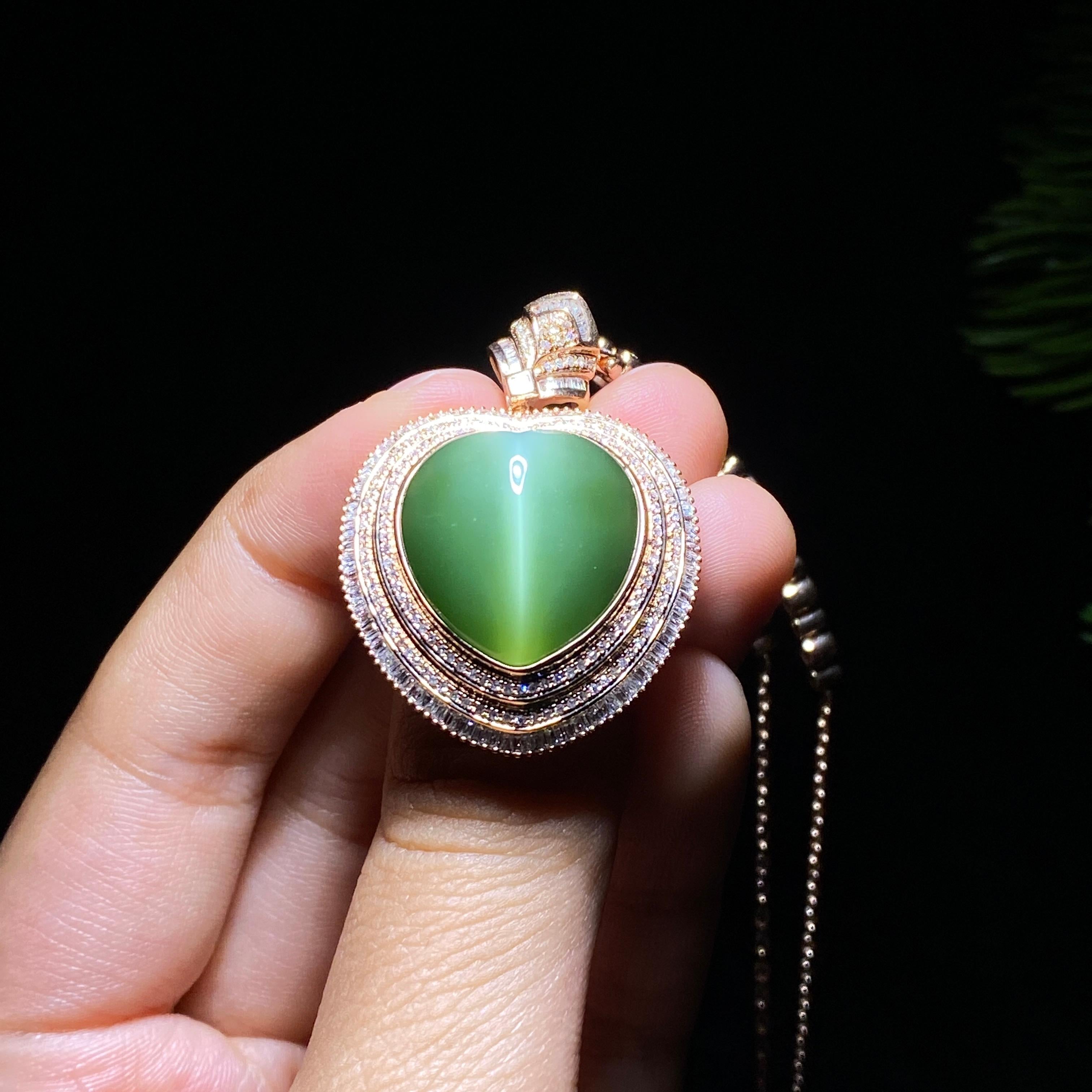 和田玉18k金碧玉猫眼钻石项链（17.3g）