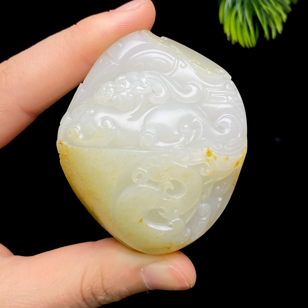 和田玉籽料龙凤呈祥貔貅把件（96.3g）
