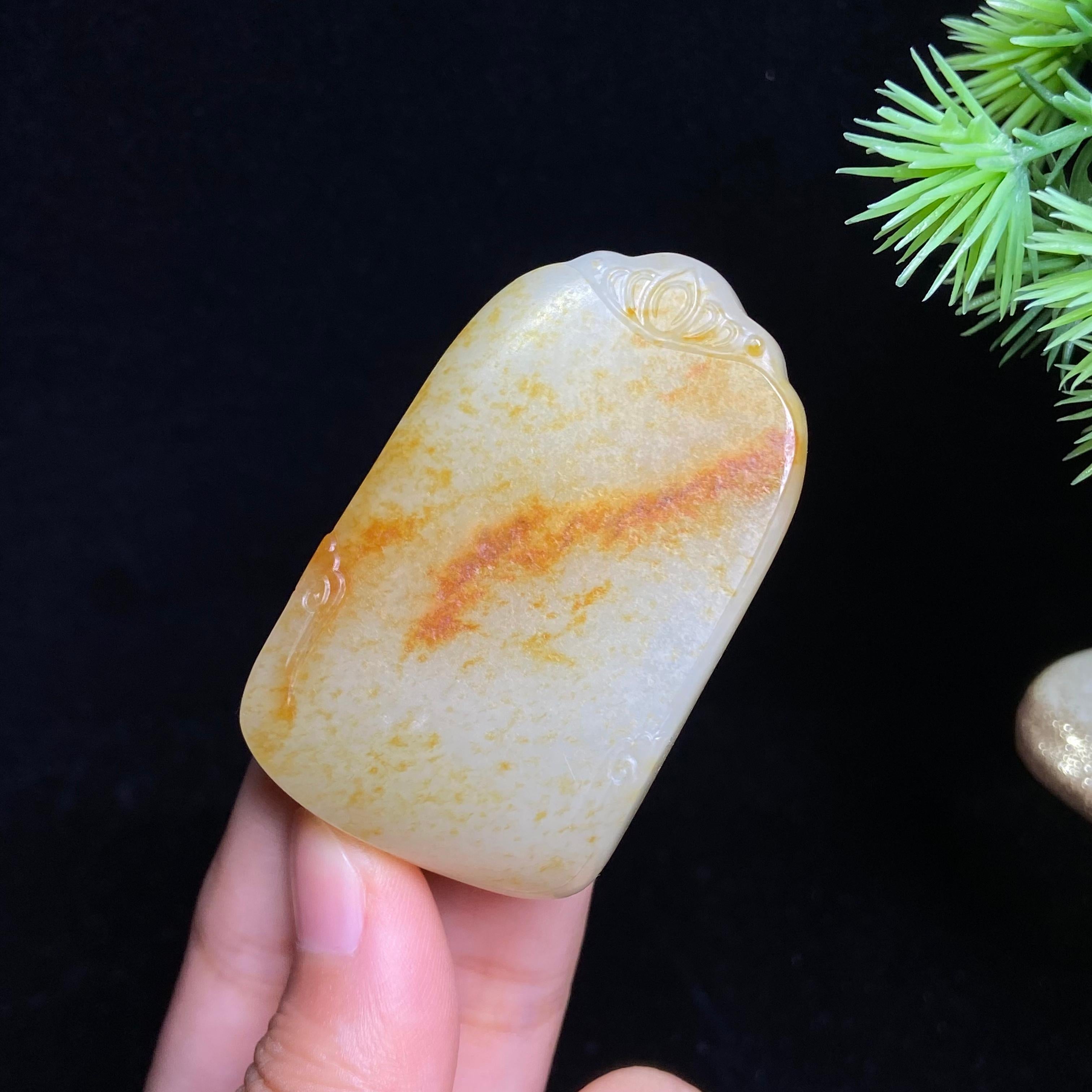 和田玉玉籽料无事牌（48.7g）