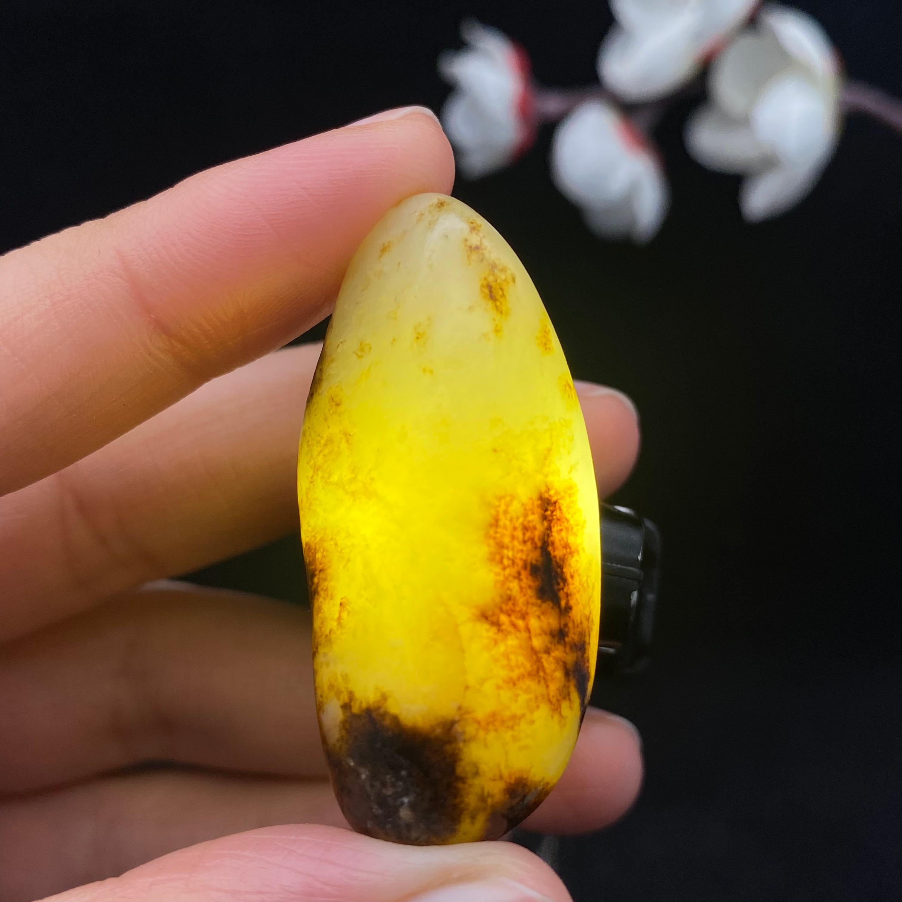 和田玉秋梨皮籽料（18.4g）