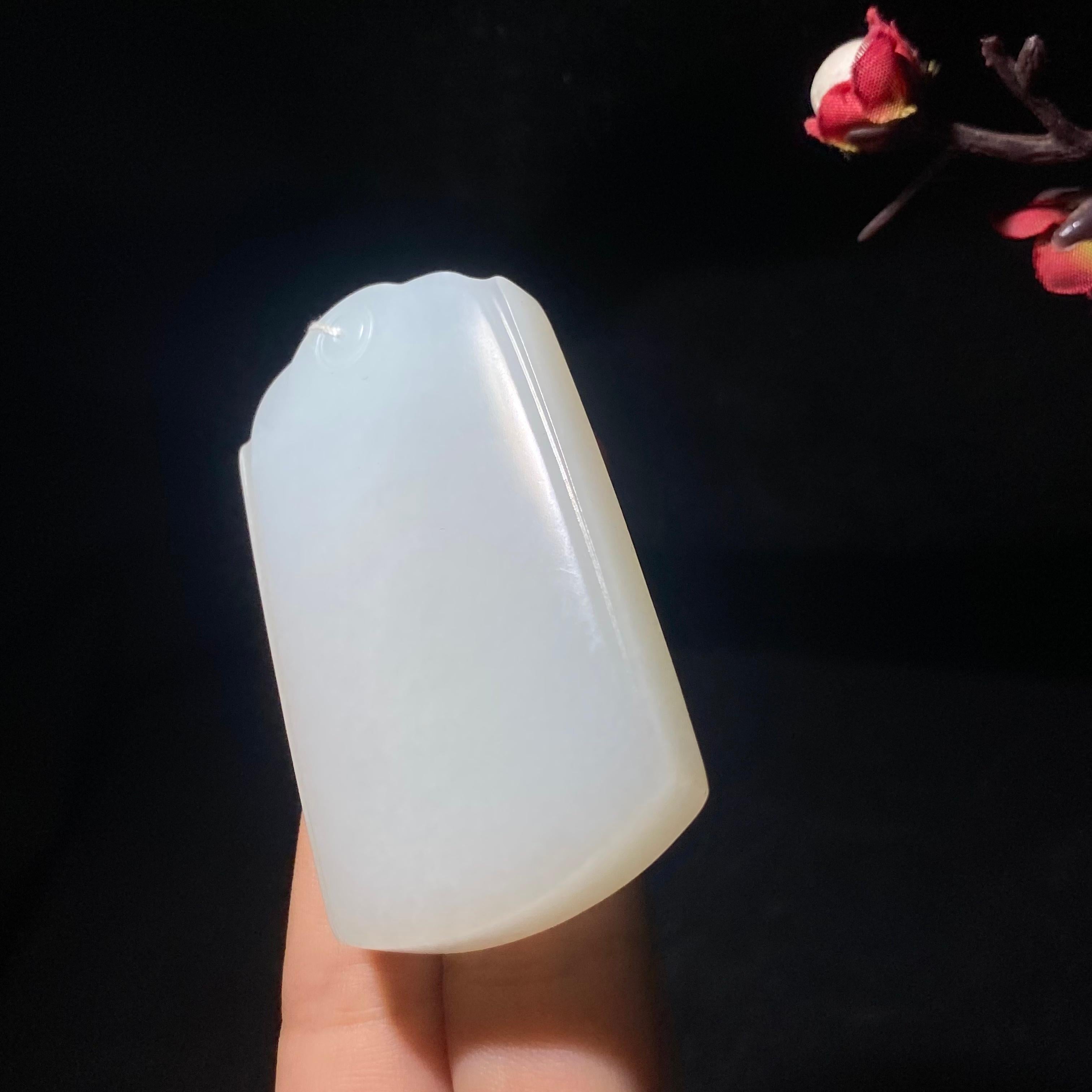 收藏级和田羊脂白玉无事牌（55.6g）
