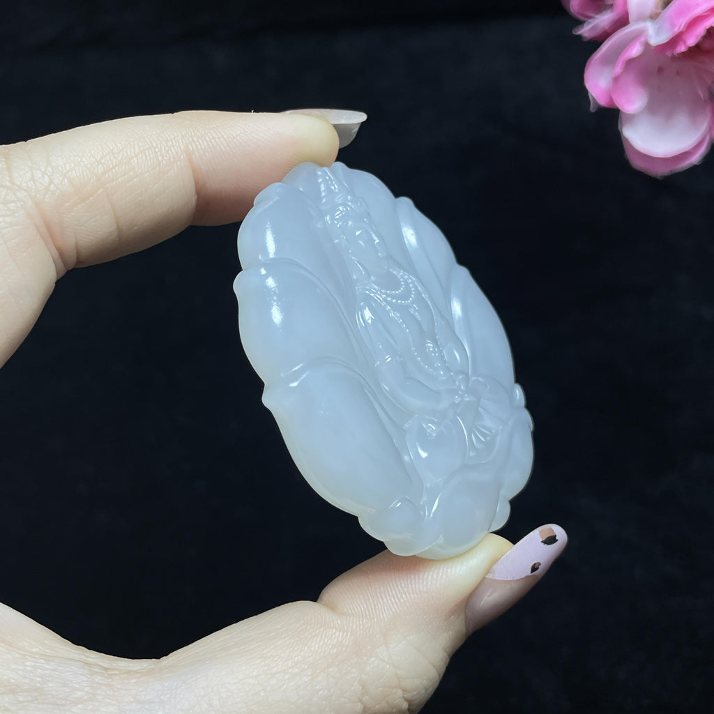 和田玉烟紫莲花观音（52.5g）