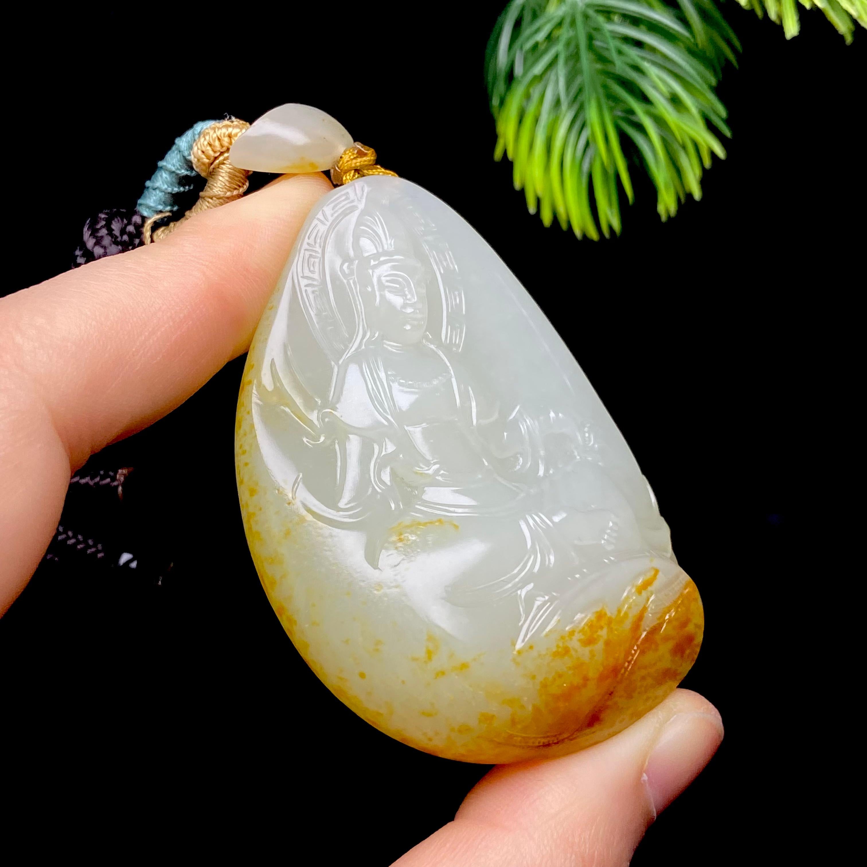 和田玉籽料观音（85.7g）