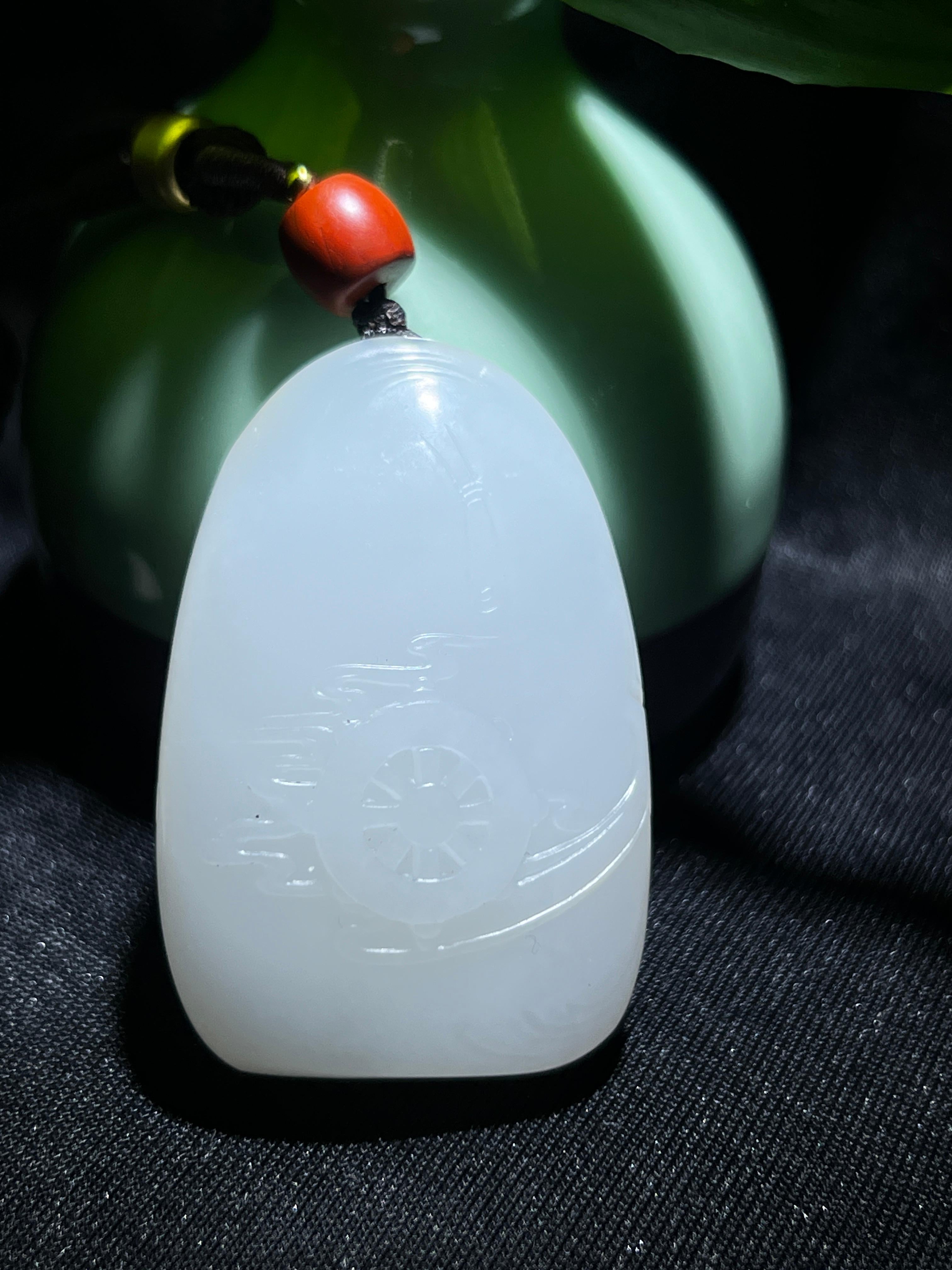 和田籽料千手观音（48.6g）