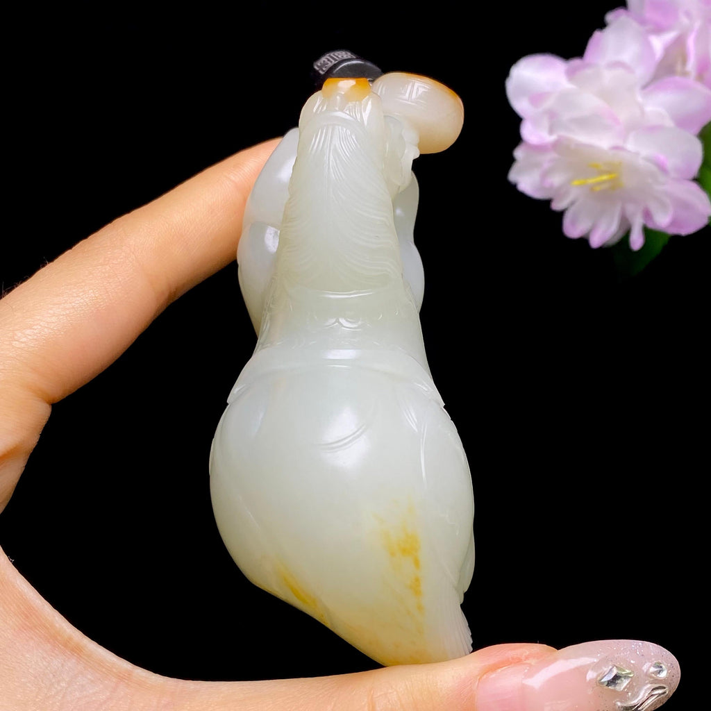 和田玉籽料马到成功手把件（168.4g）