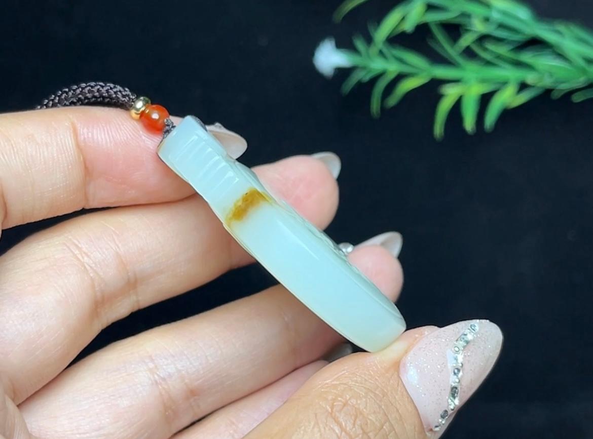 和田玉糖白莲花平安无事牌（29.0g）
