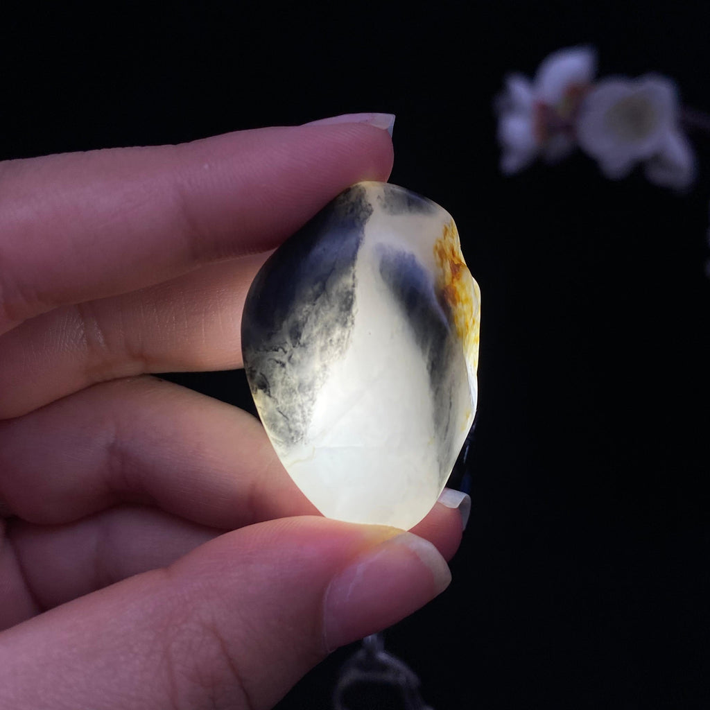 和田玉青花带洒金皮籽料吊坠籽（19.3g）