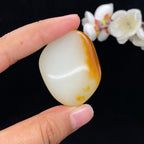 和田玉聚黄皮籽料挂件（45.2g）