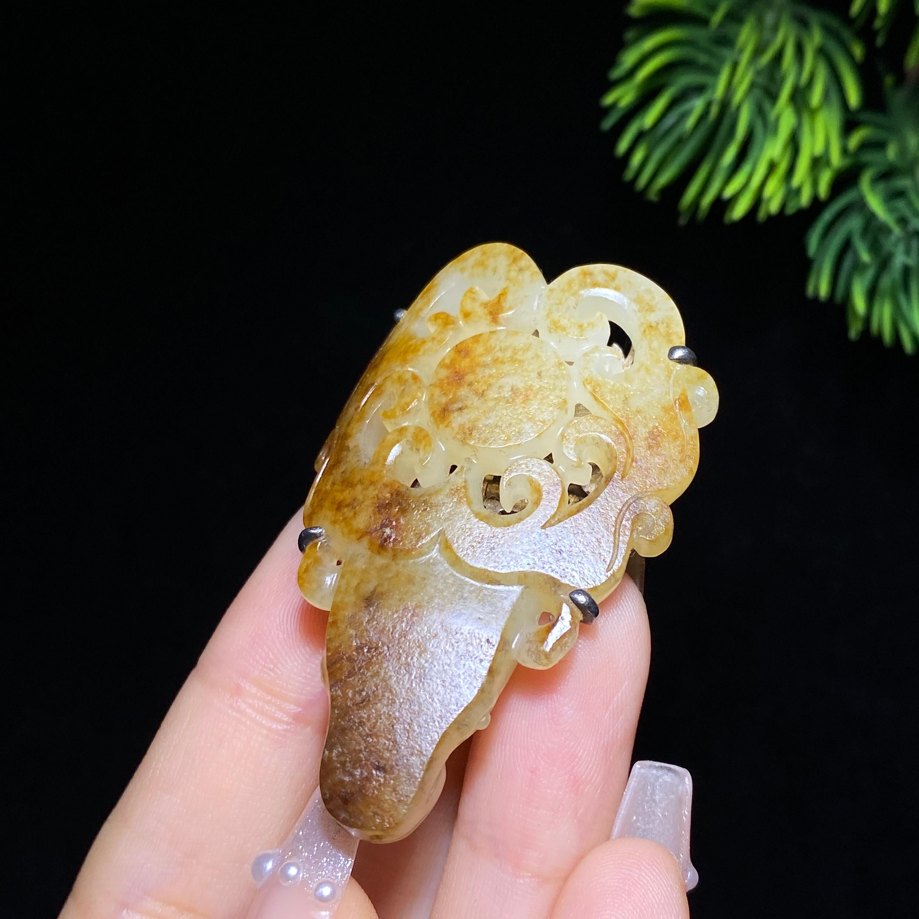 和田玉籽料一路长虹（23.4g）
