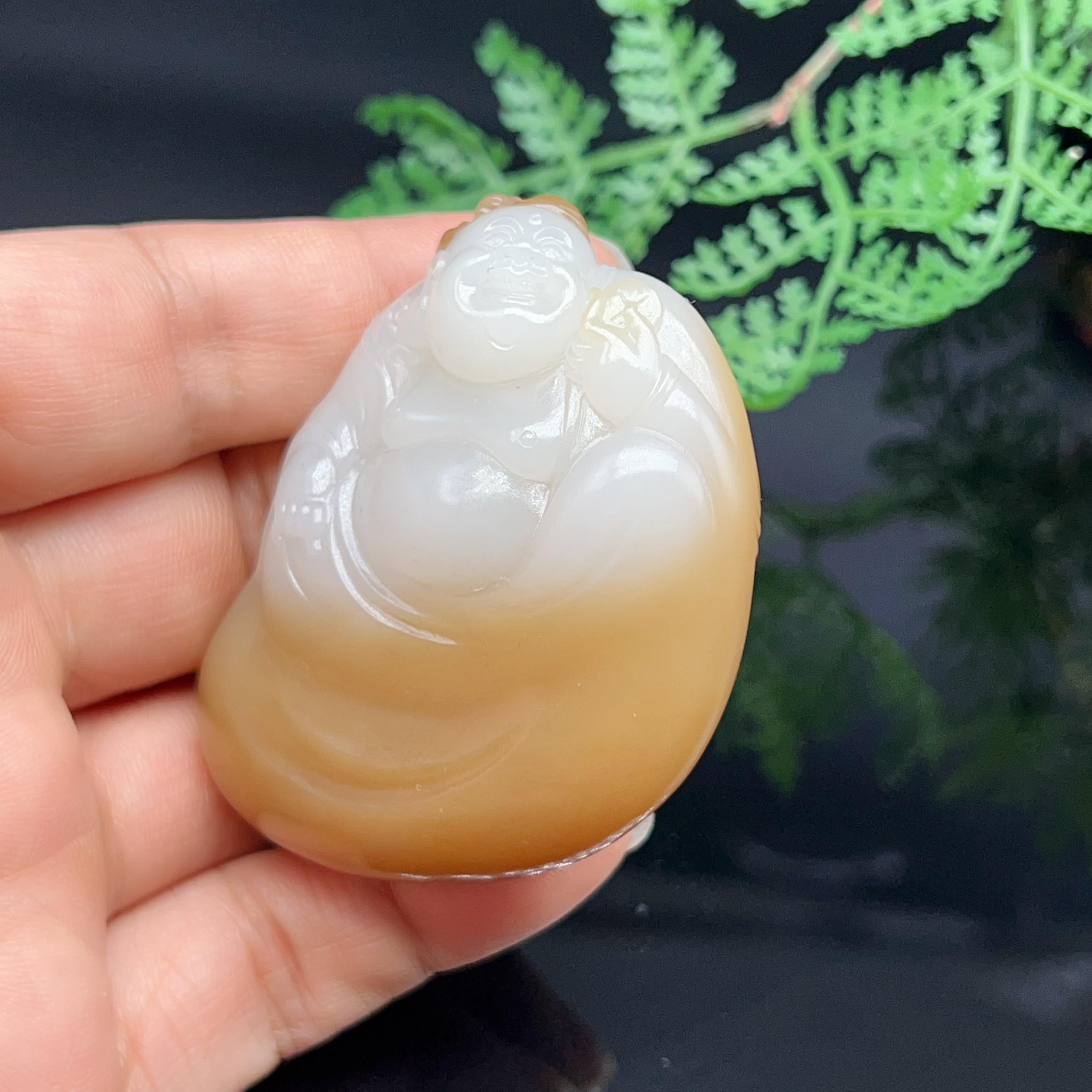 和田玉糖羊脂白玉代代有福笑佛挂件（70.441g）