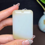新疆和田玉且末天地糖平安无事牌（59.2g）