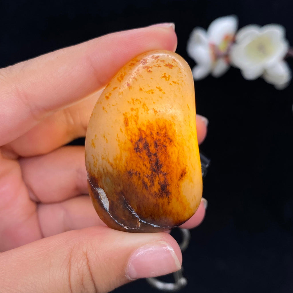 和田玉聚红皮籽料（48g）