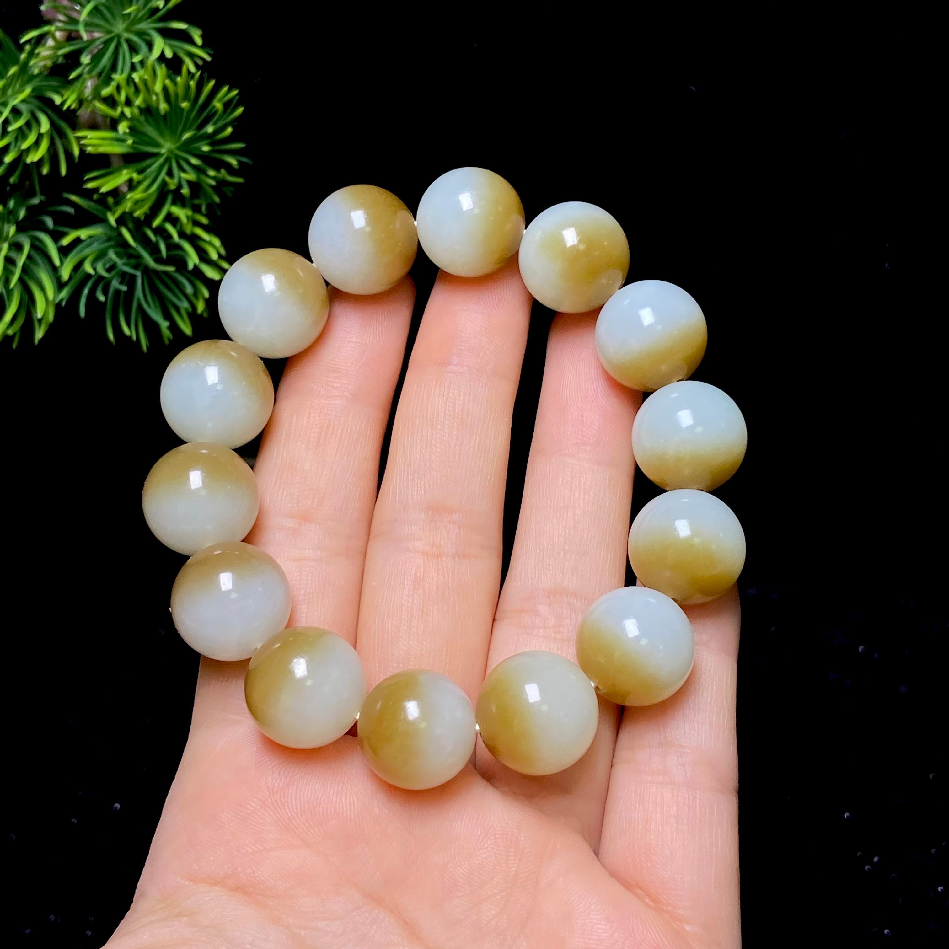 和田玉糖白圆珠手串（70.1g）