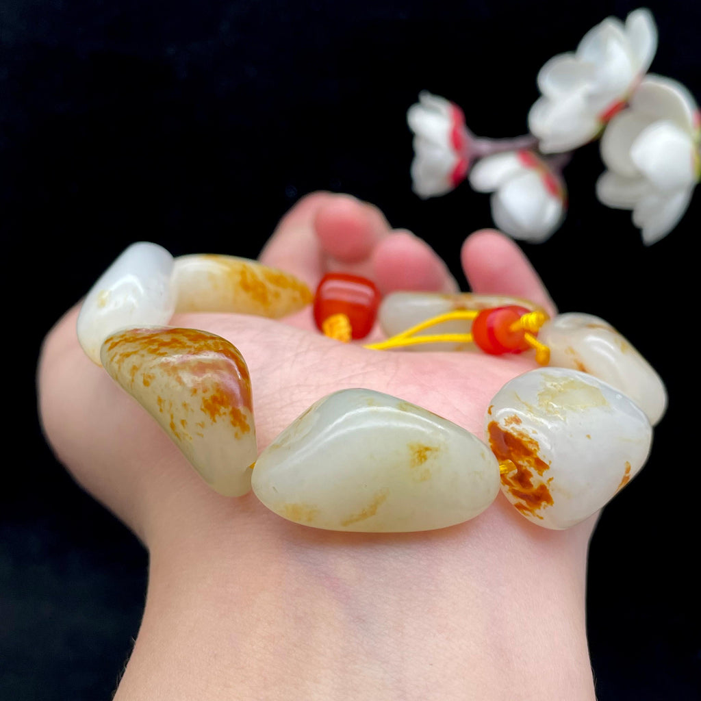 和田玉洒红皮籽料【精品手串】（72.4g）