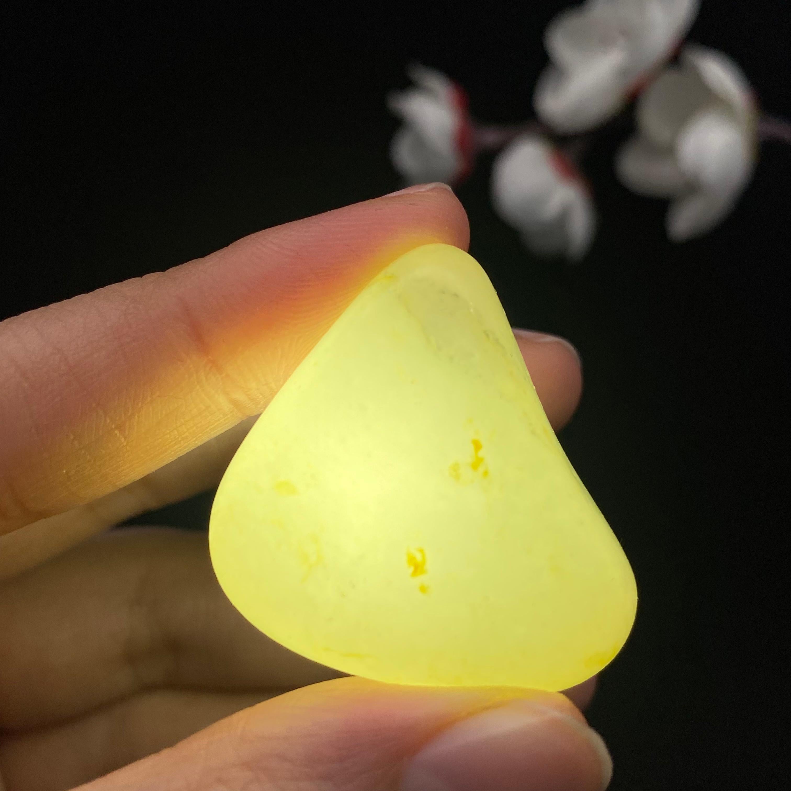 和田玉洒金皮籽料（23.7g）