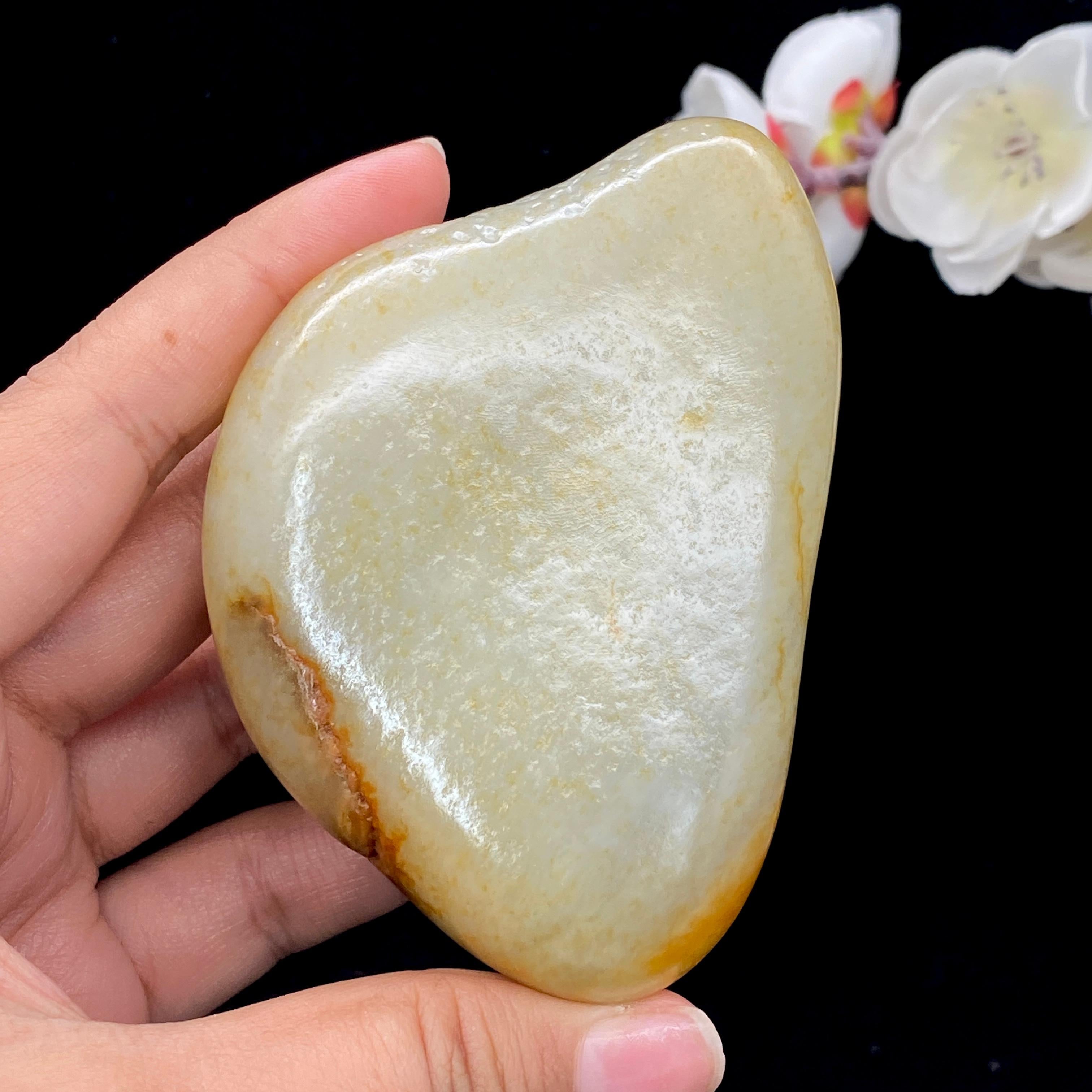 和田玉洒金皮青花底籽料（283.3g）