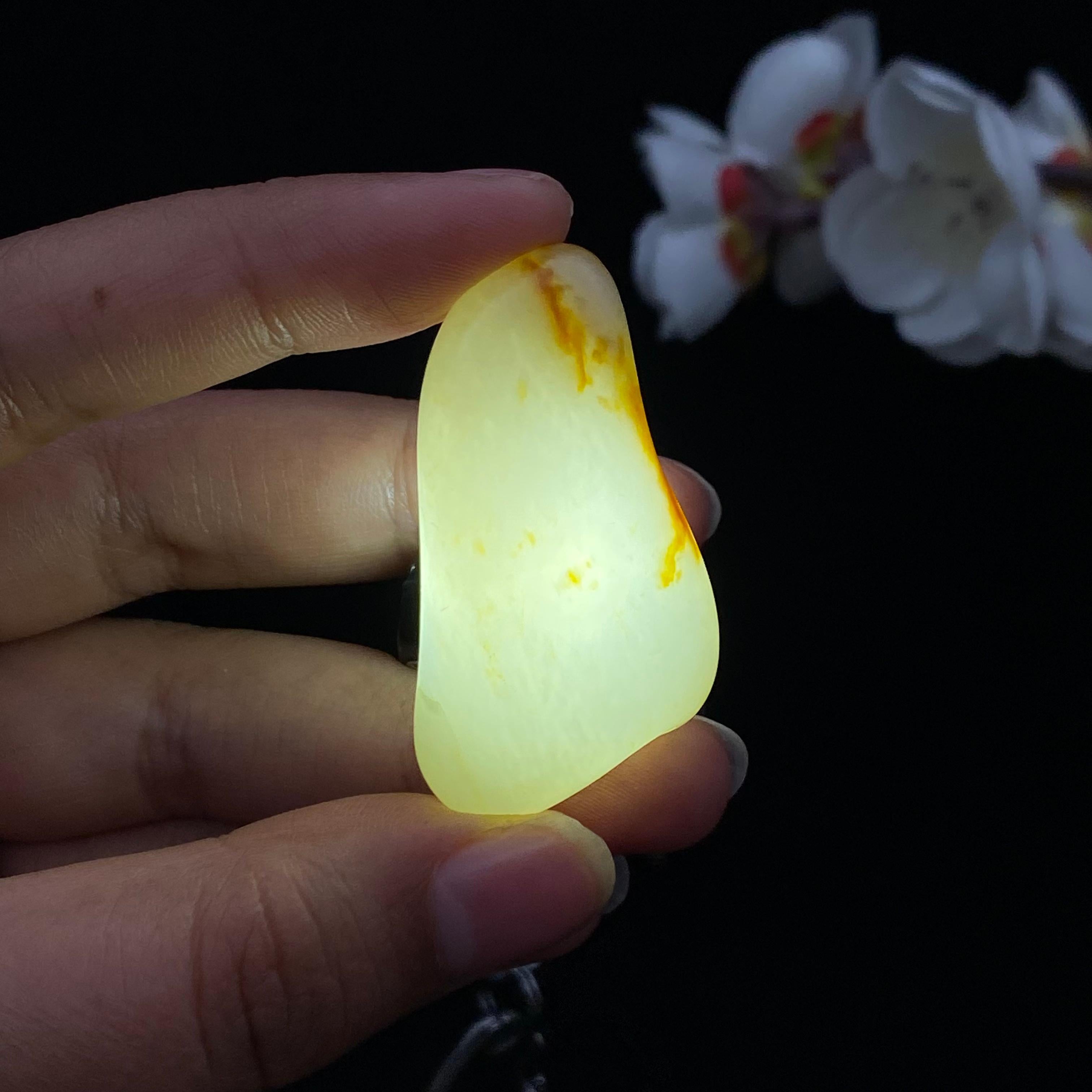 和田玉洒金皮籽料（20.8g）