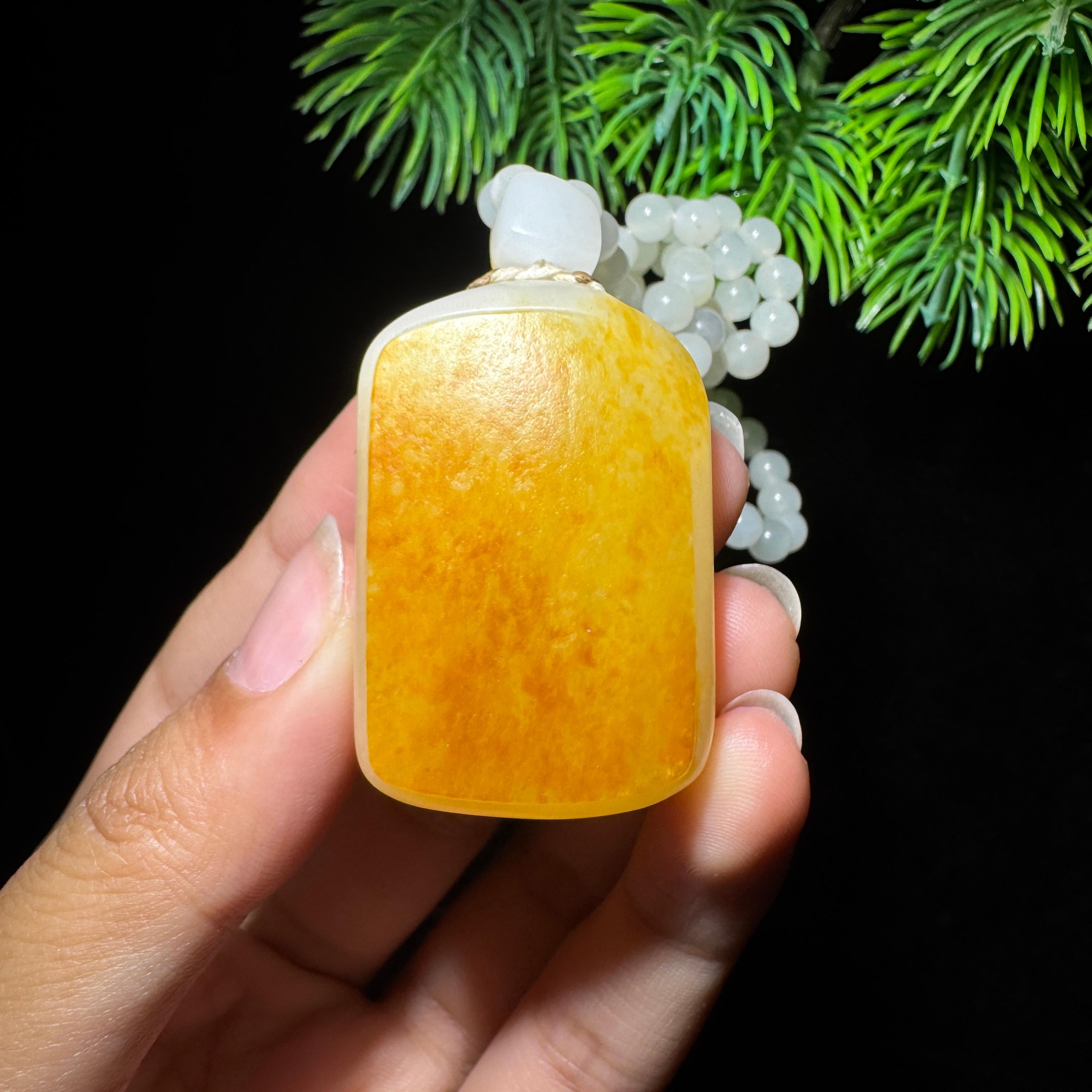 和田玉籽料满皮无事牌（64.3g）