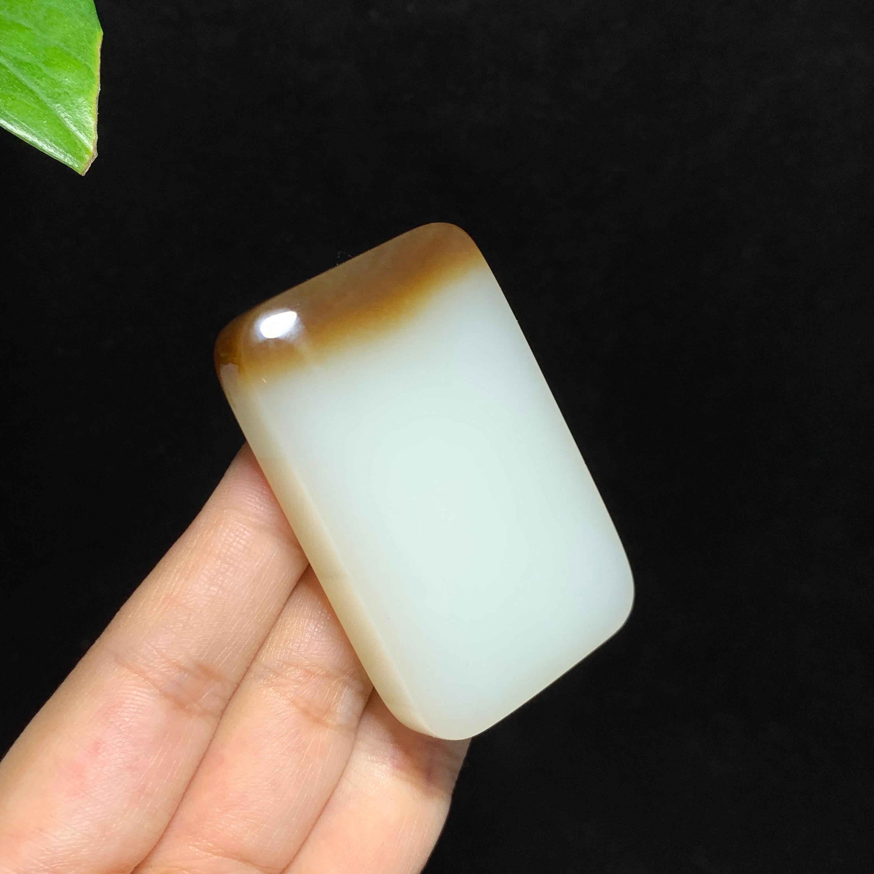 和田山料羊脂糖白玉无事牌挂件（65.0g）