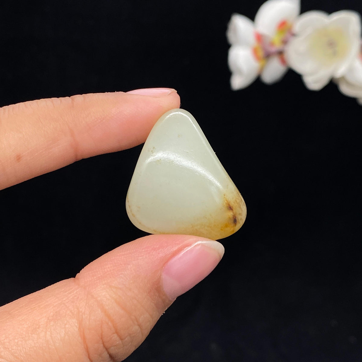 和田玉白玉带黄皮籽料（13.1g）