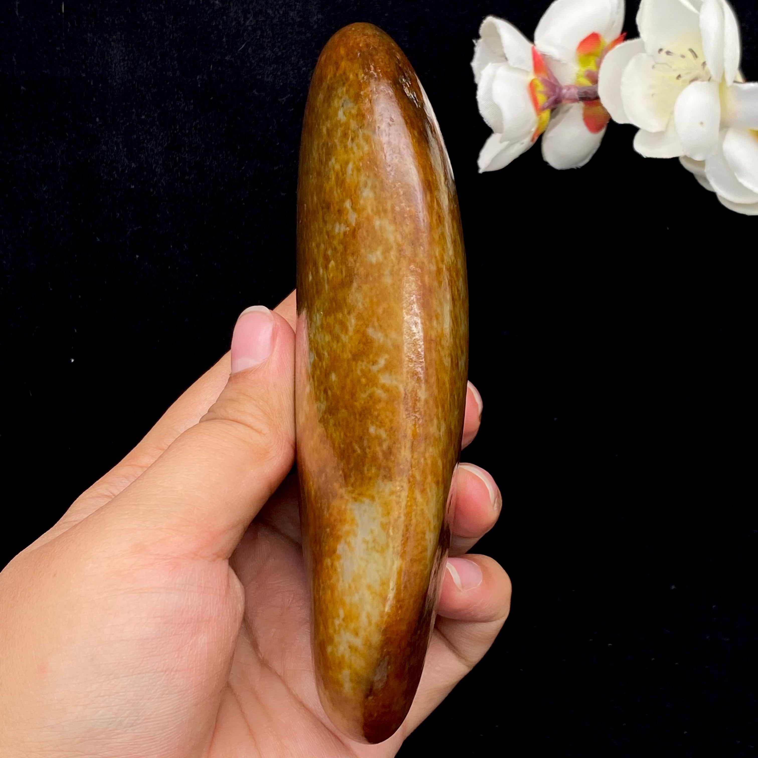 和田玉红沁皮籽料原石（544.9g）
