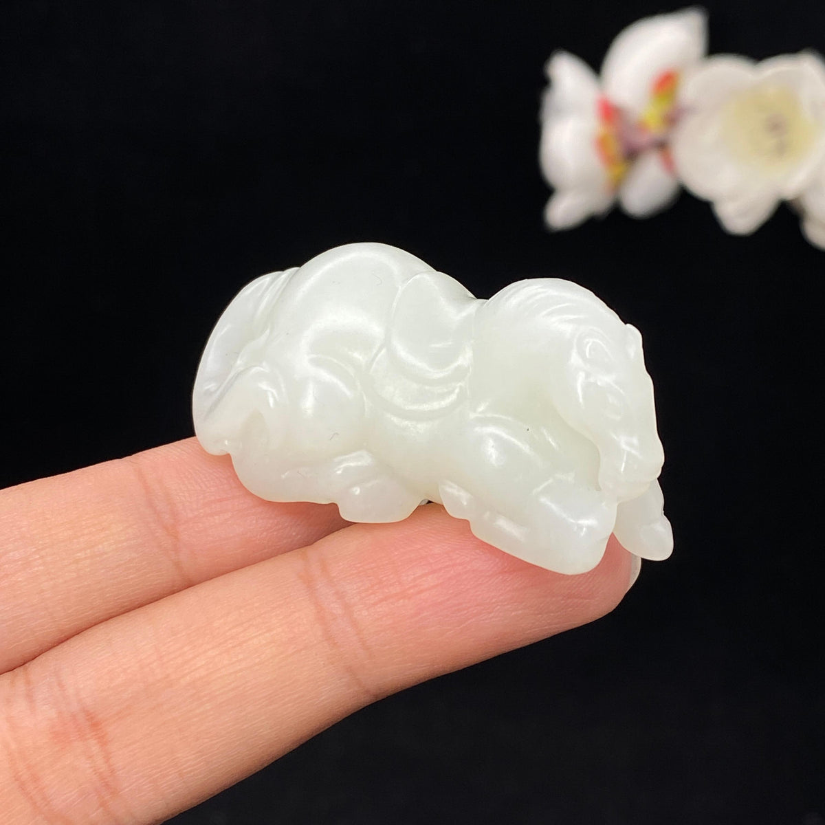 和田玉白玉【马】挂件（28.8g）