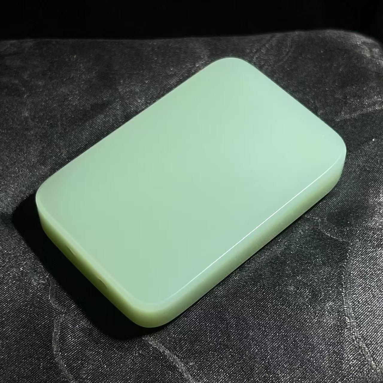 和田玉碧玉粉青佛公牌（50.7g）