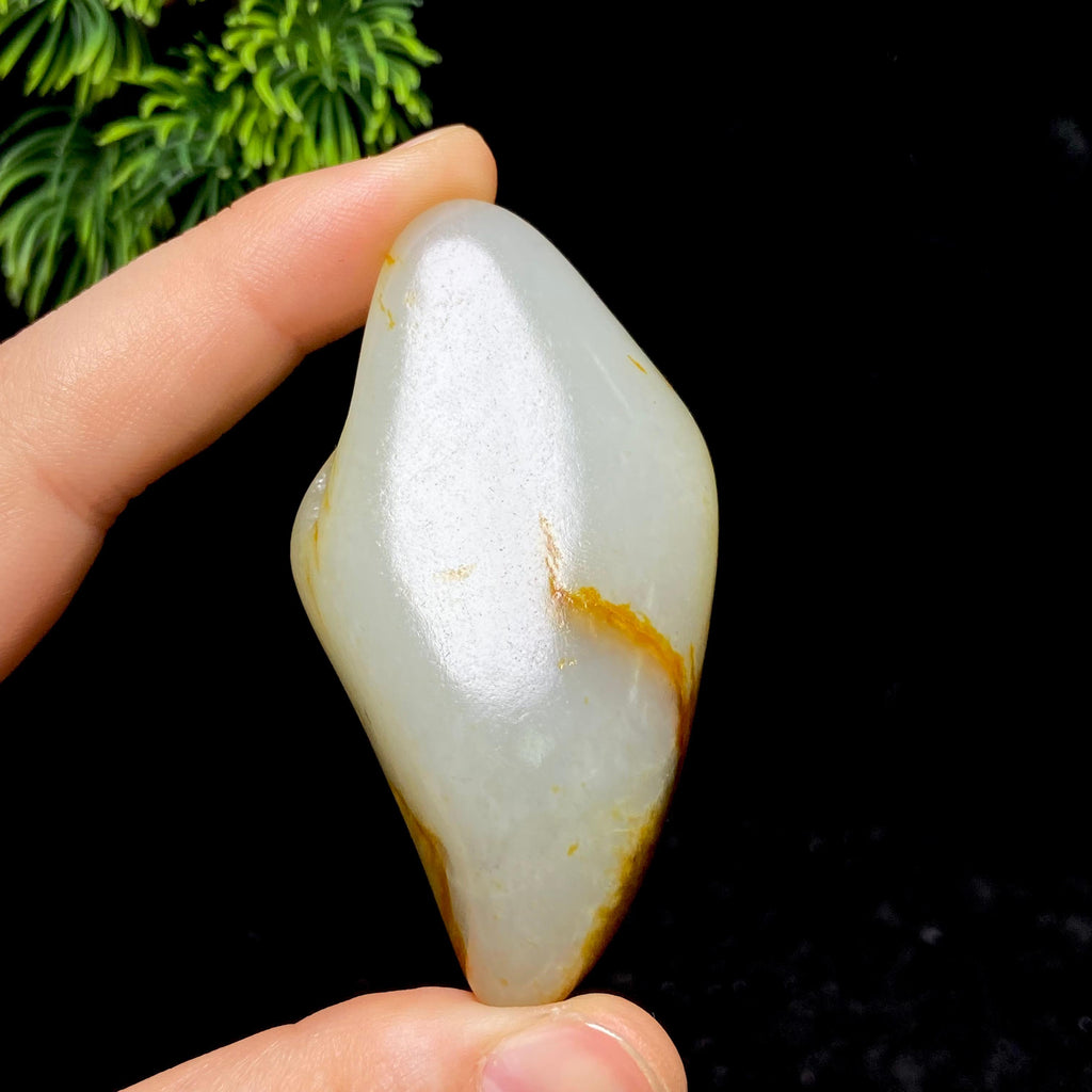 和田玉黄沁皮籽料（60.4g）