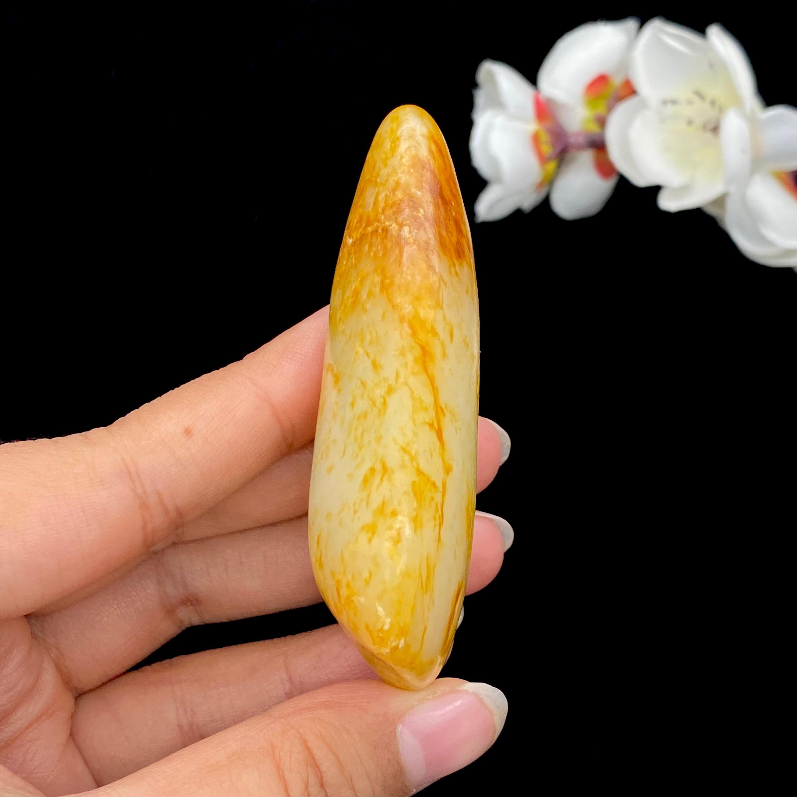和田玉满洒金皮籽料原石（77.4g）