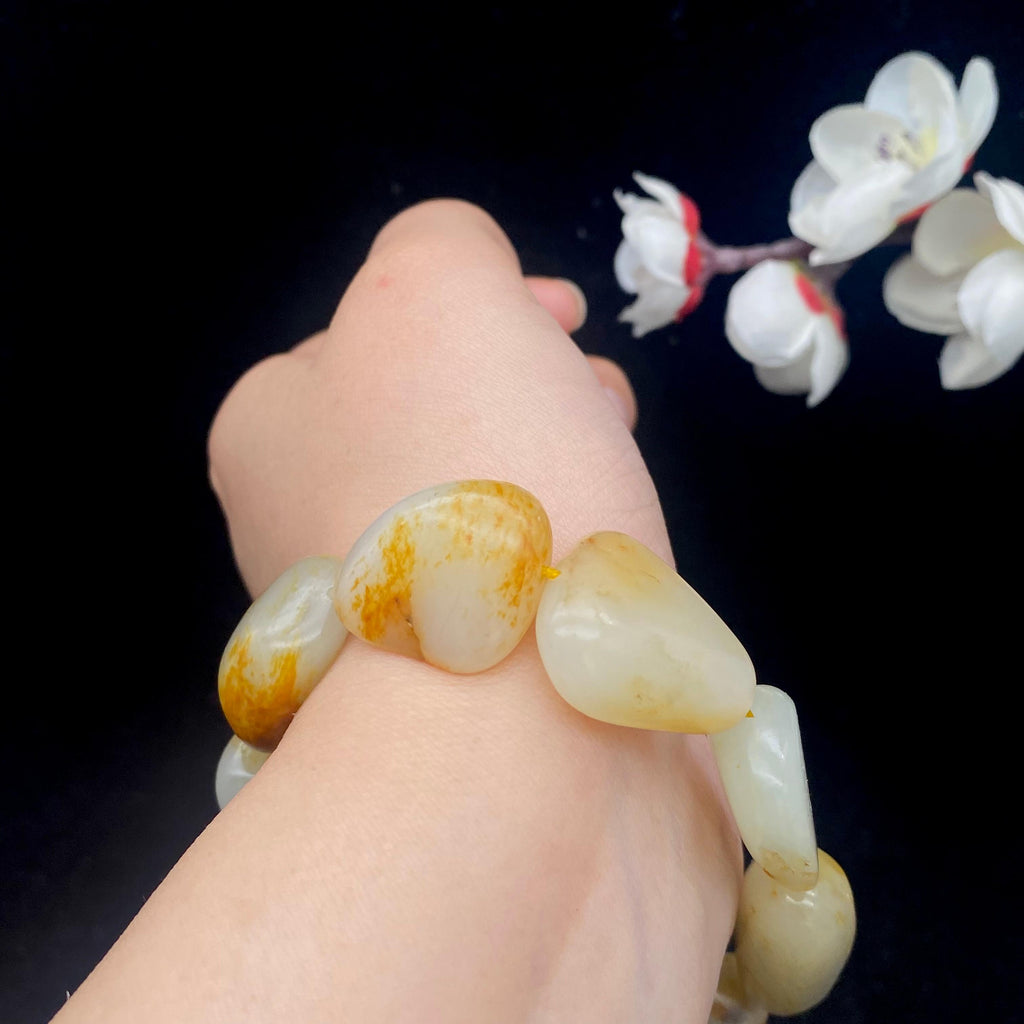 和田玉洒金皮籽料【精品手串】（66.1g）