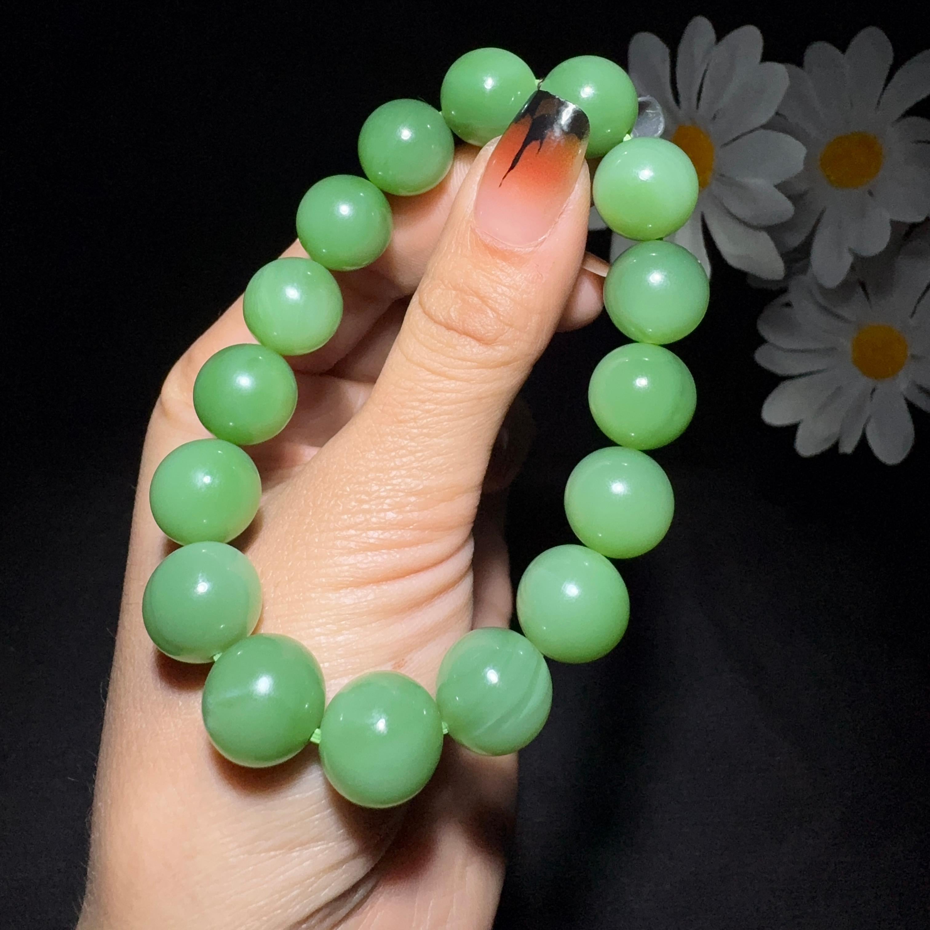 和田玉碧玉圆珠手串（53.2g）