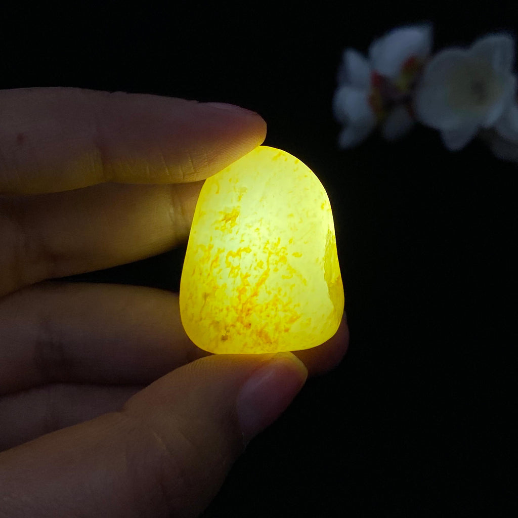 和田玉洒金皮籽料（16.2g）