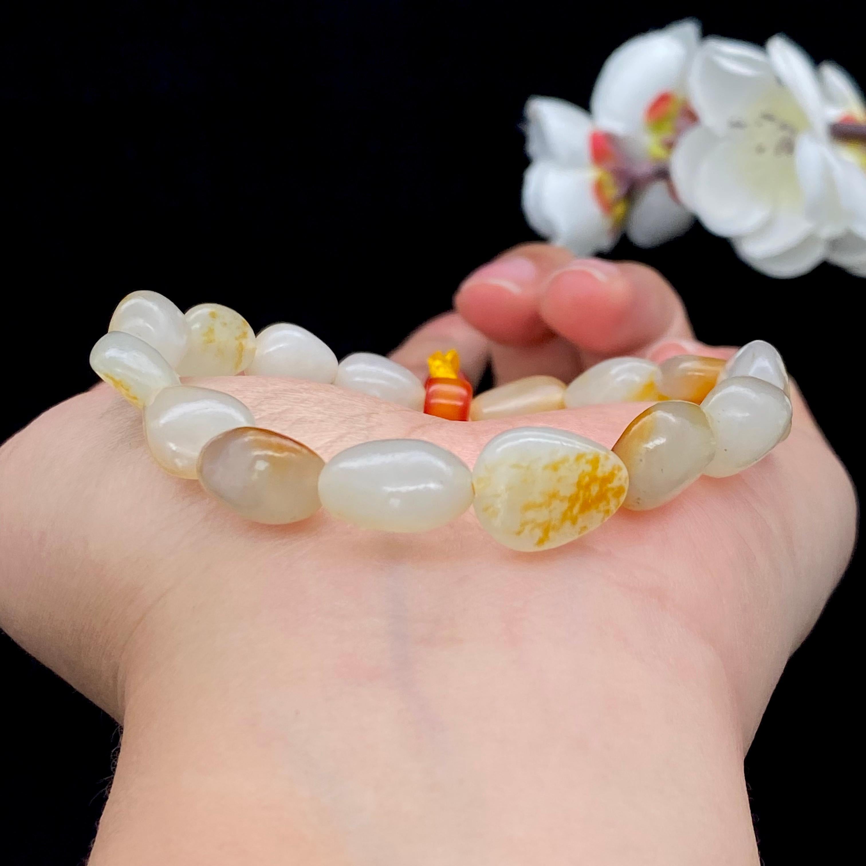 【超值推荐】和田玉洒金皮籽料【精品手串】（19.3g）