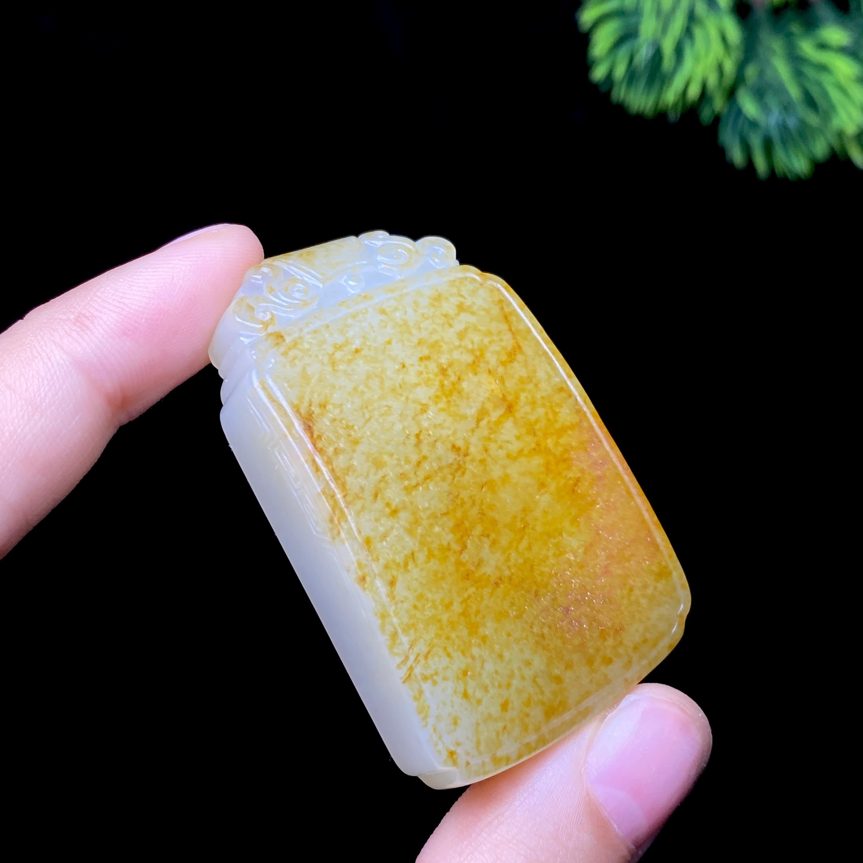 和田玉籽料无事牌（47.7g）