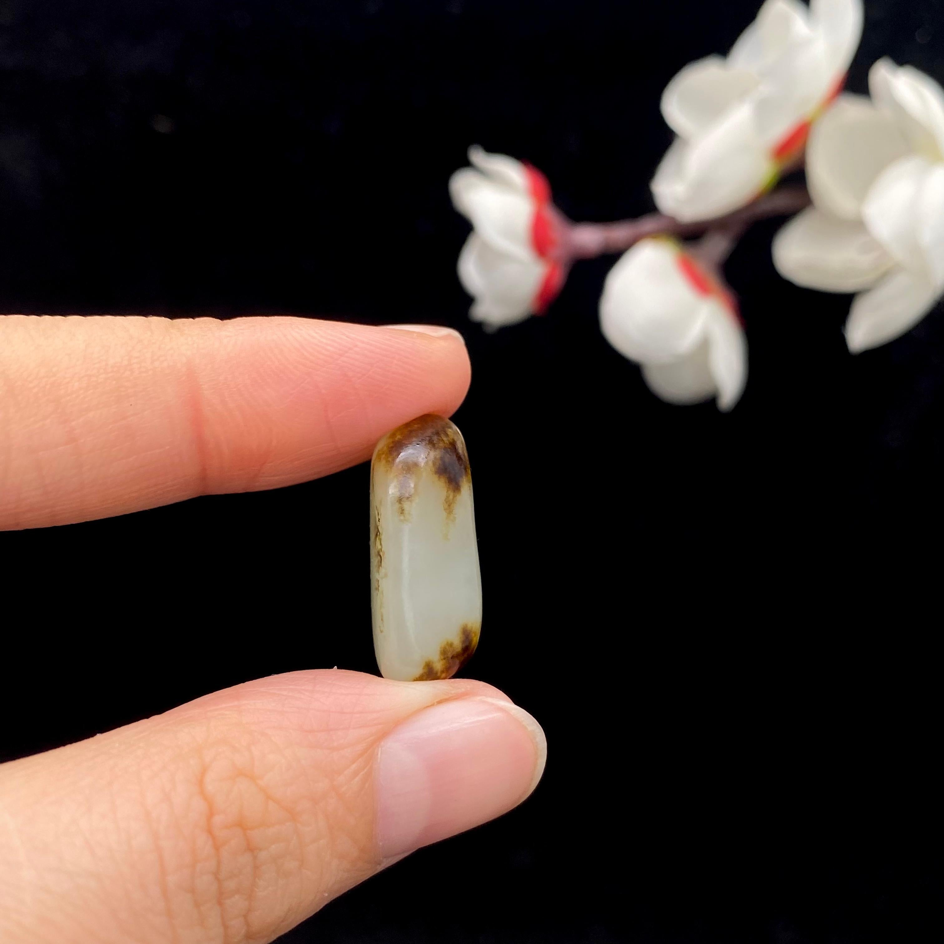 和田玉秋梨皮籽料戒面籽（4.4g）