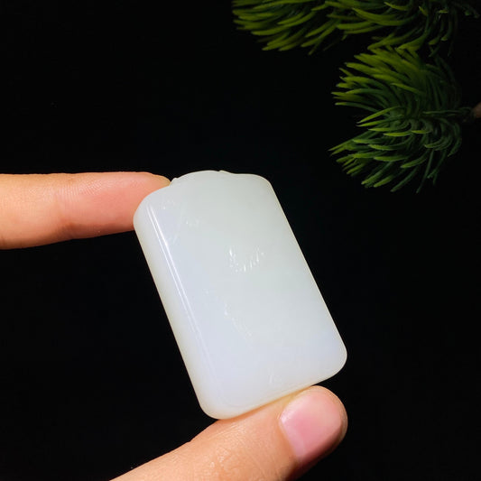 和田玉羊脂白玉无事牌（40.2g）