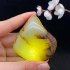 和田玉聚红皮籽料手把件（107g）