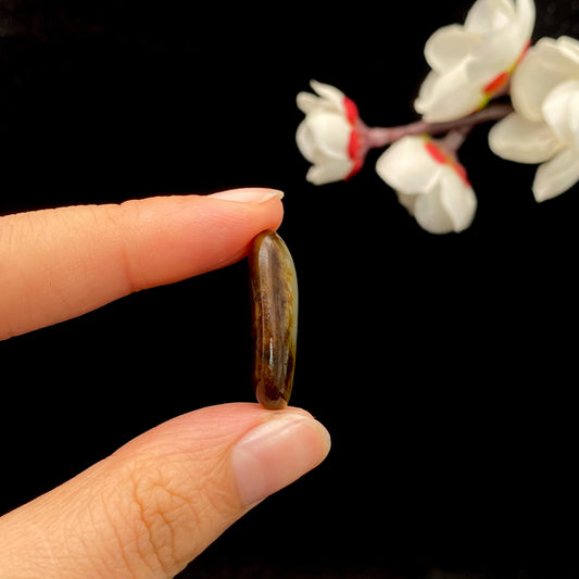 和田玉聚黄皮籽料原石（4.4g）