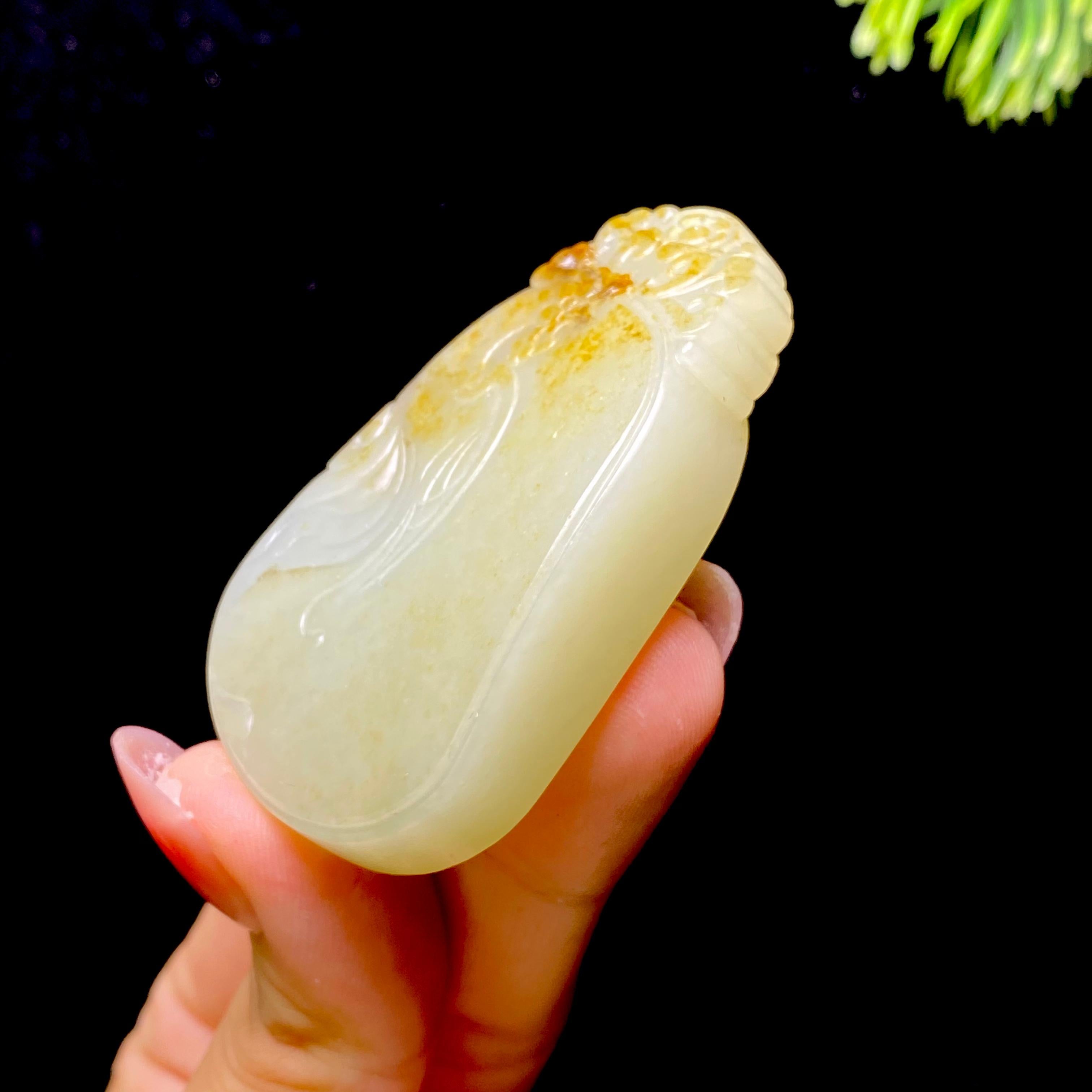 和田玉籽料凤凰无事牌（58.9g）