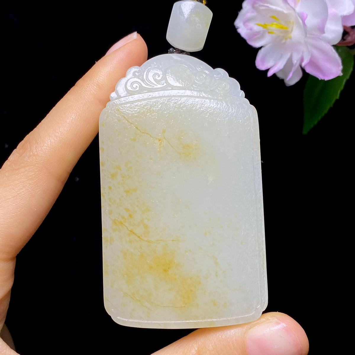 和田玉籽料无事牌（90.5g）