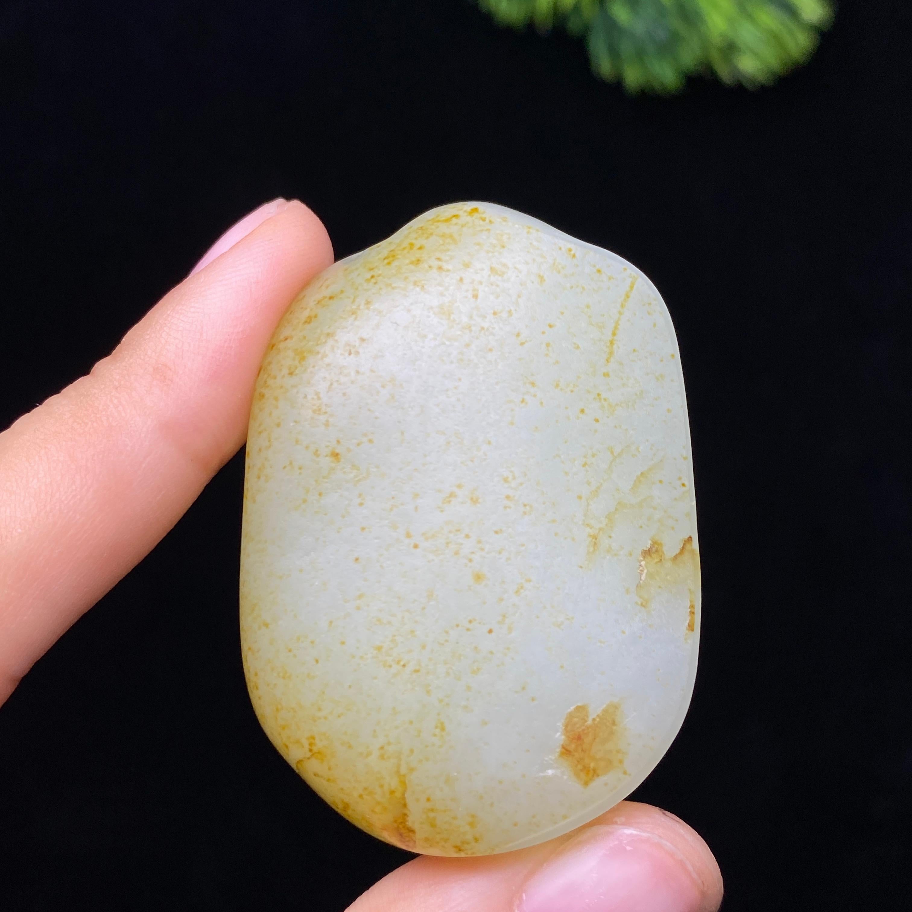 和田玉籽料无事牌（45.2g）