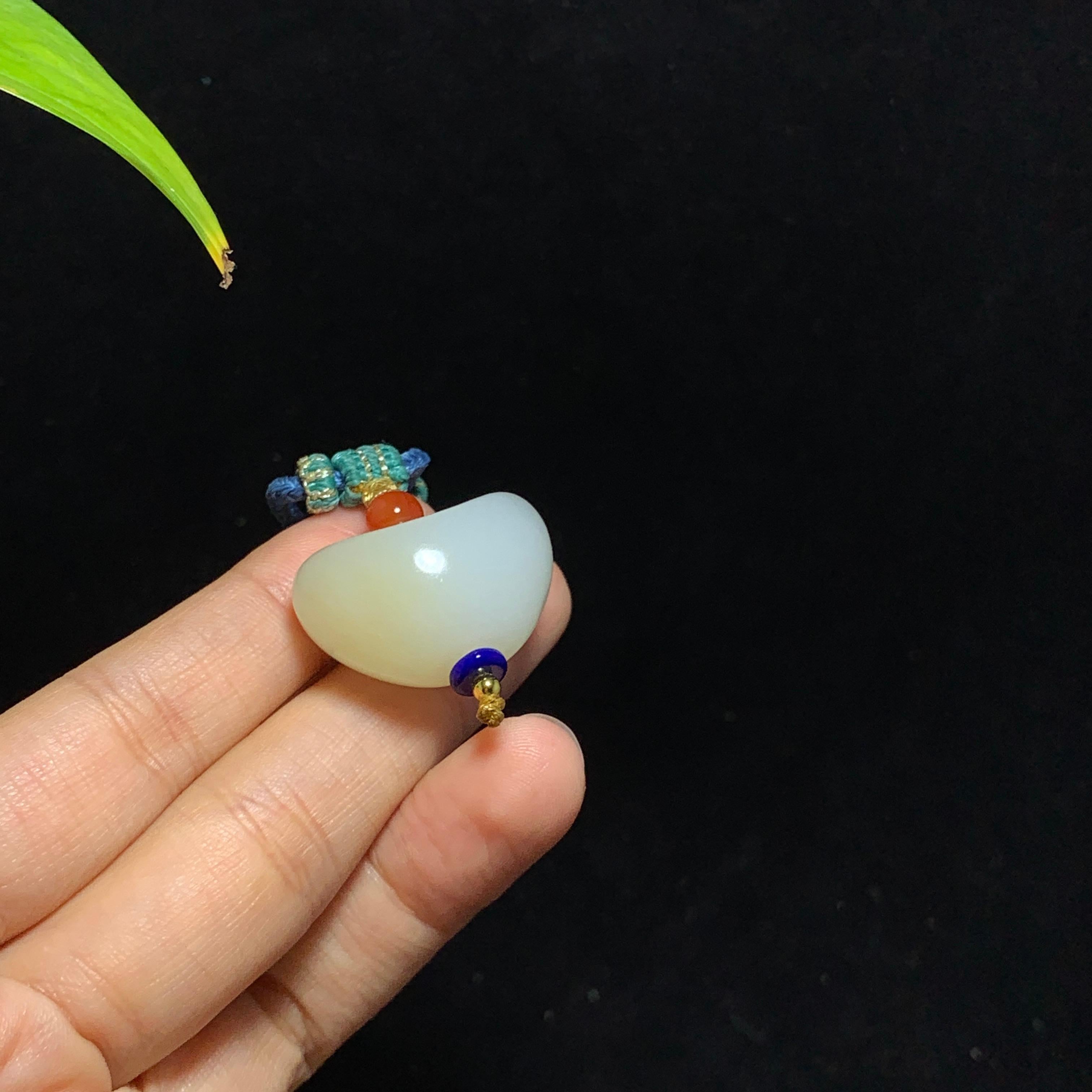 和田山料糖白玉元宝挂件（14.8g）