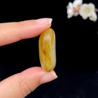 和田玉洒金皮籽料做挂件（22.6g）