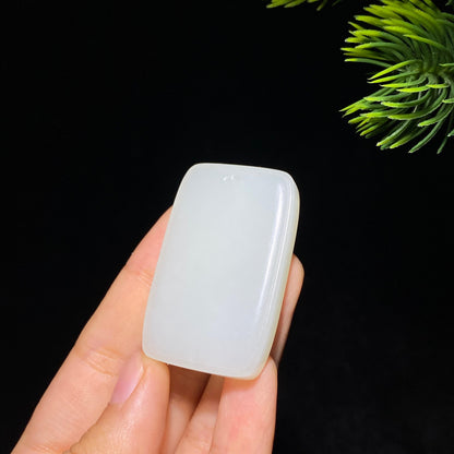 和田玉羊脂白玉无事牌（24.8g）