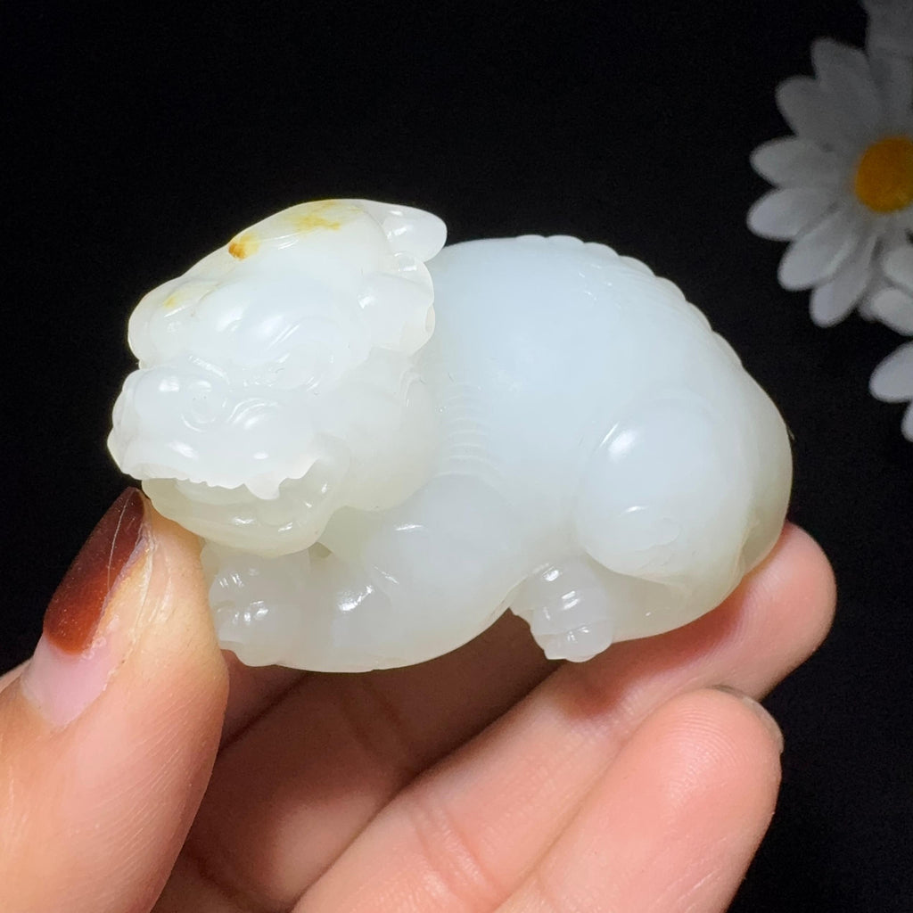 和田玉籽料手把件貔貅（76.2g）