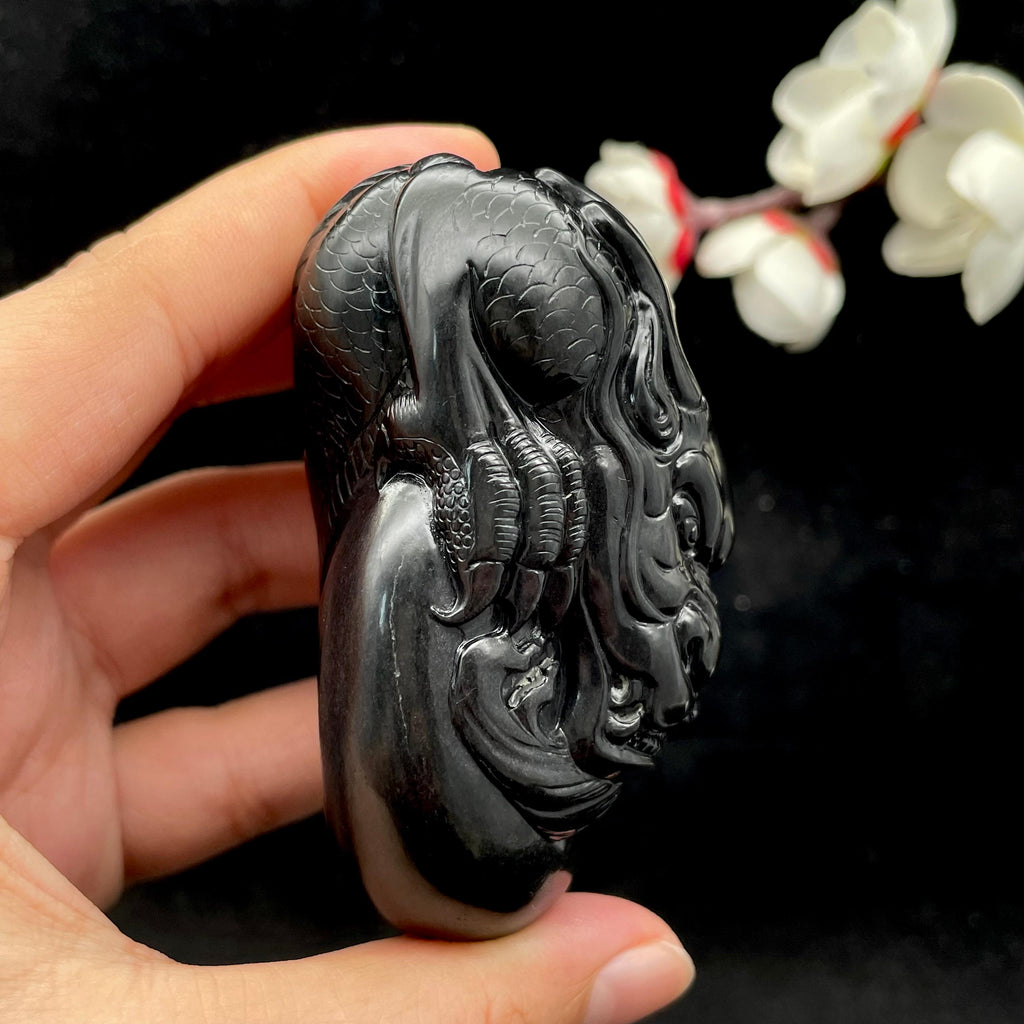 和田玉青花墨玉籽料【龙】手把件（202.4g）