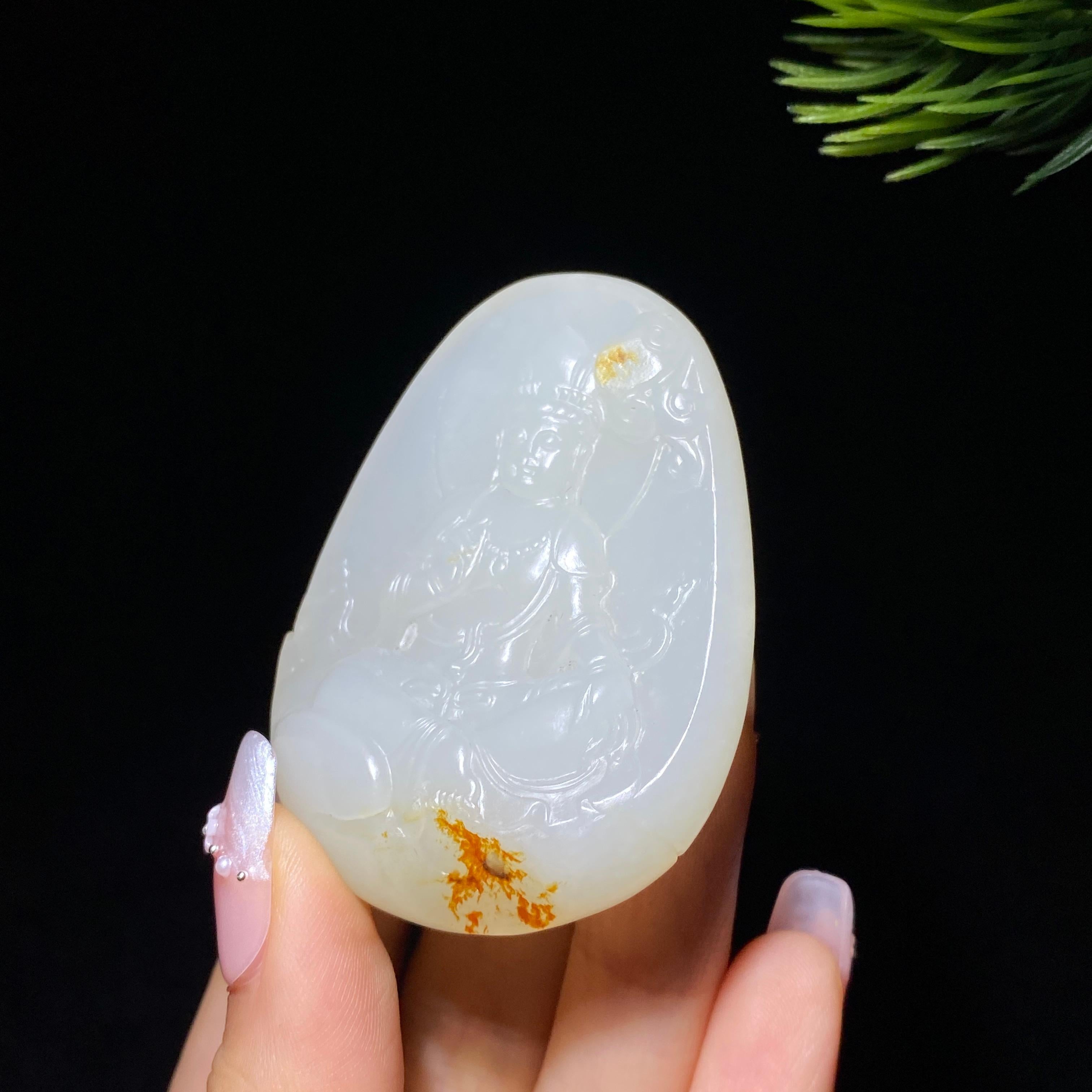 和田玉籽料观音（49.3g）