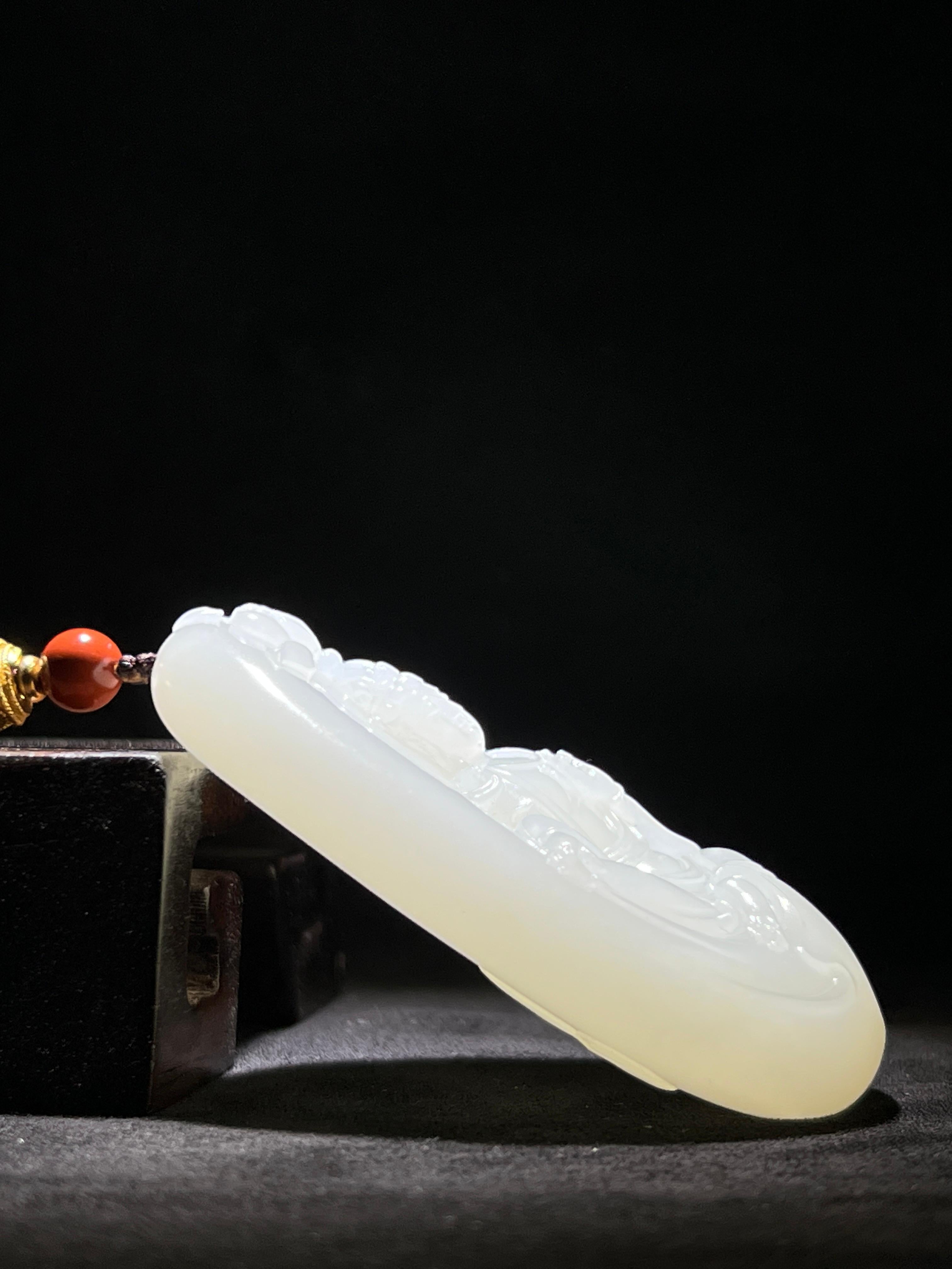 和田玉籽料观音（77.6g）
