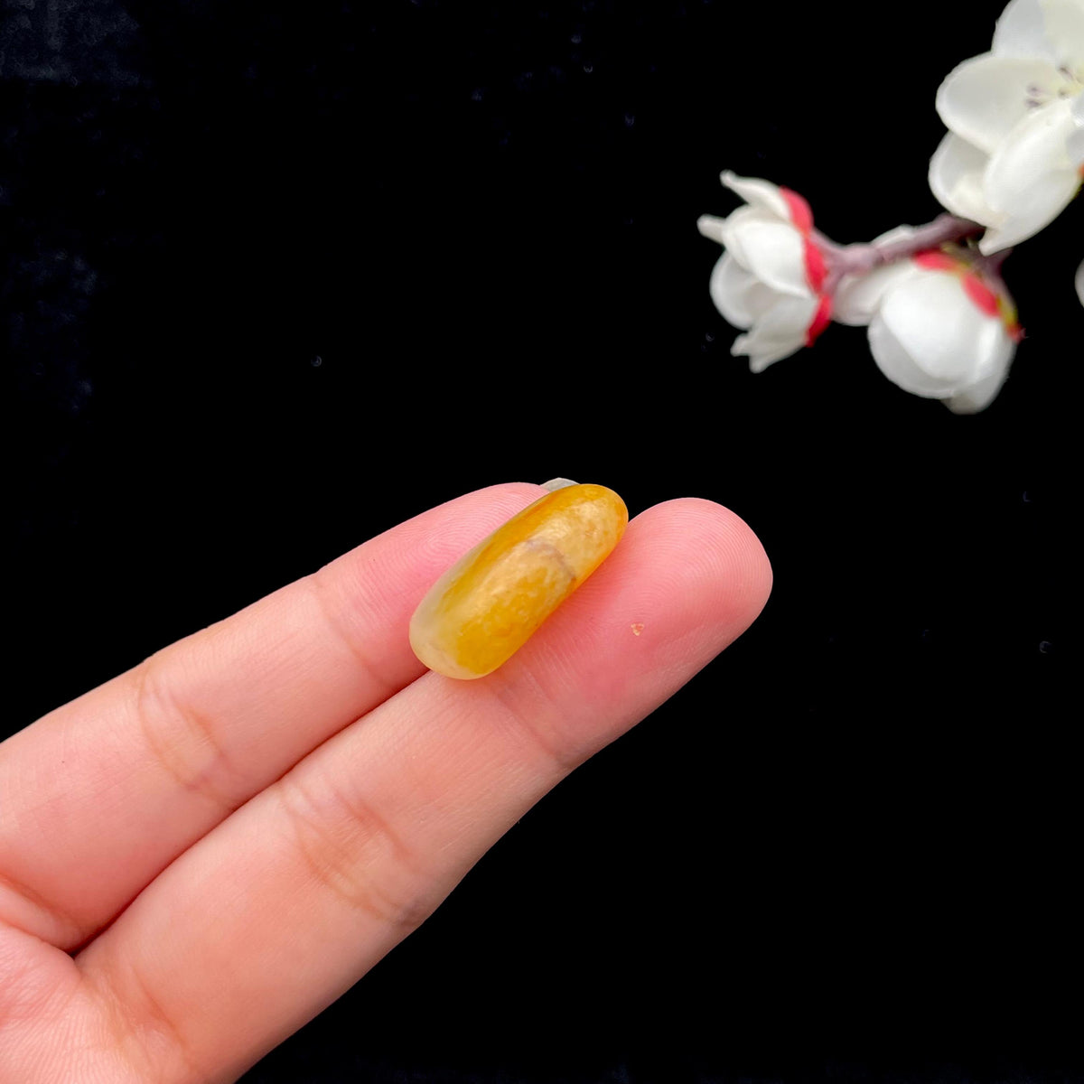 和田玉聚黄皮籽料（4.8g）